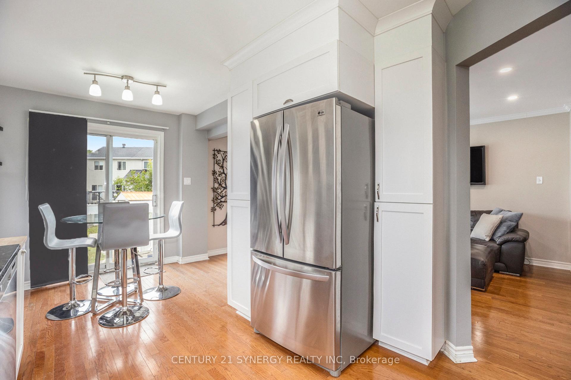 Photo 3 of 1601 Cedar Mills Road, Ottawa, Chateauneuf — HOMEH