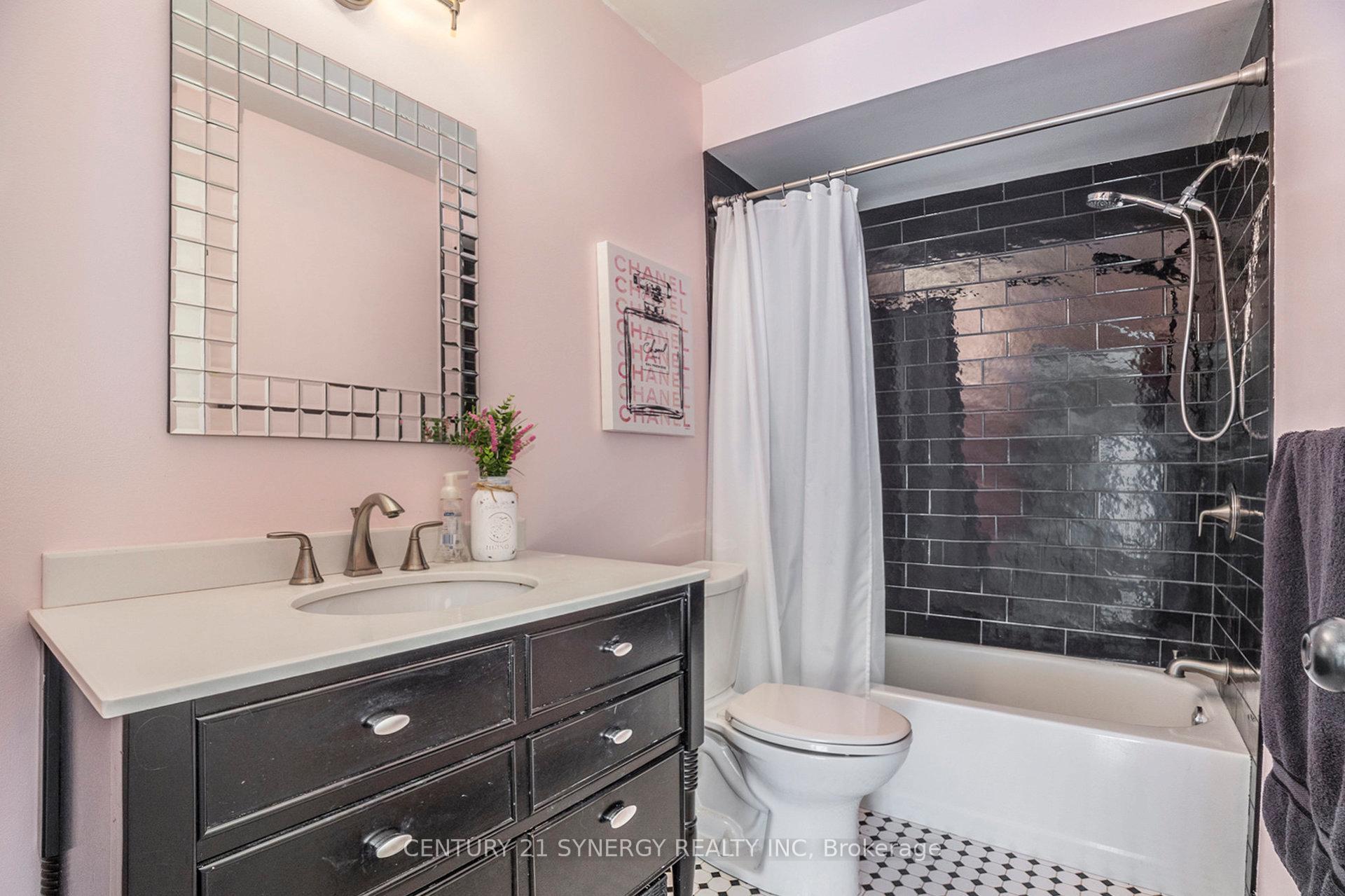 Photo 15 of 1601 Cedar Mills Road, Ottawa, Chateauneuf — HOMEH