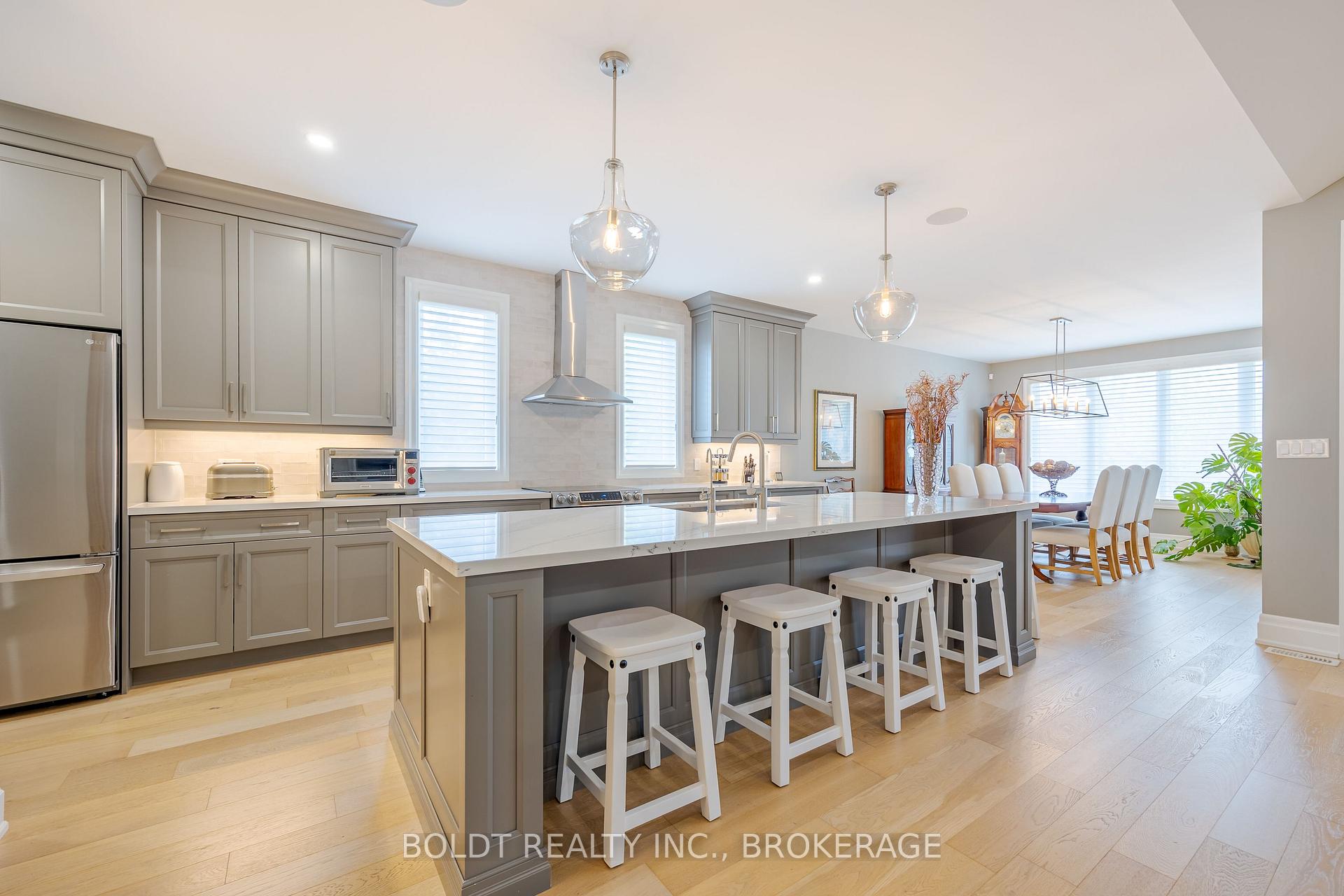 Photo 11 of 22 Joyce Crescent, Pelham, Fonthill — HOMEH