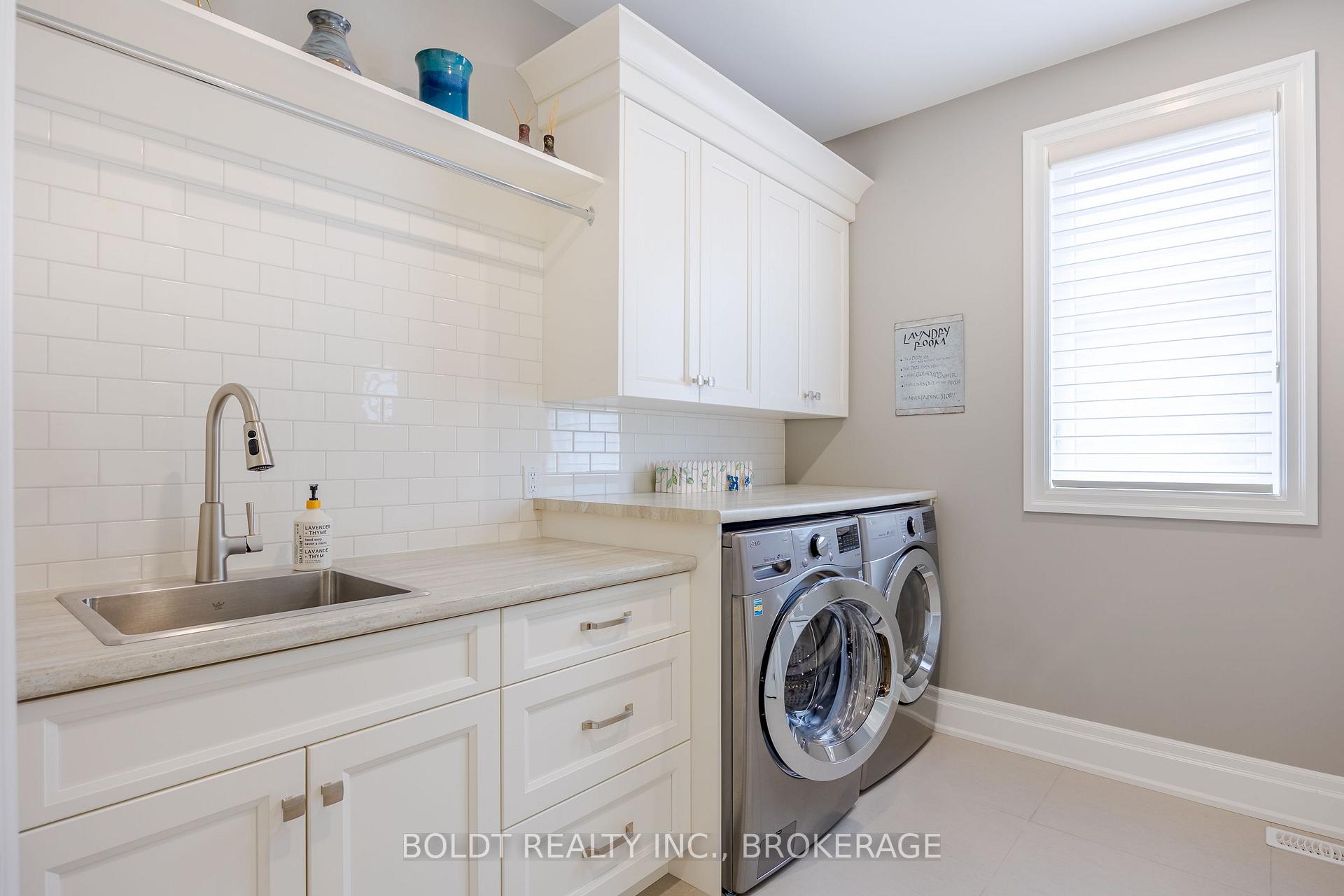 Photo 19 of 22 Joyce Crescent, Pelham, Fonthill — HOMEH