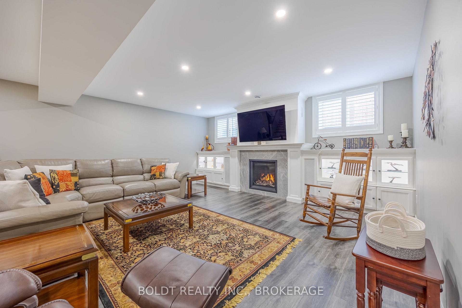 Photo 22 of 22 Joyce Crescent, Pelham, Fonthill — HOMEH