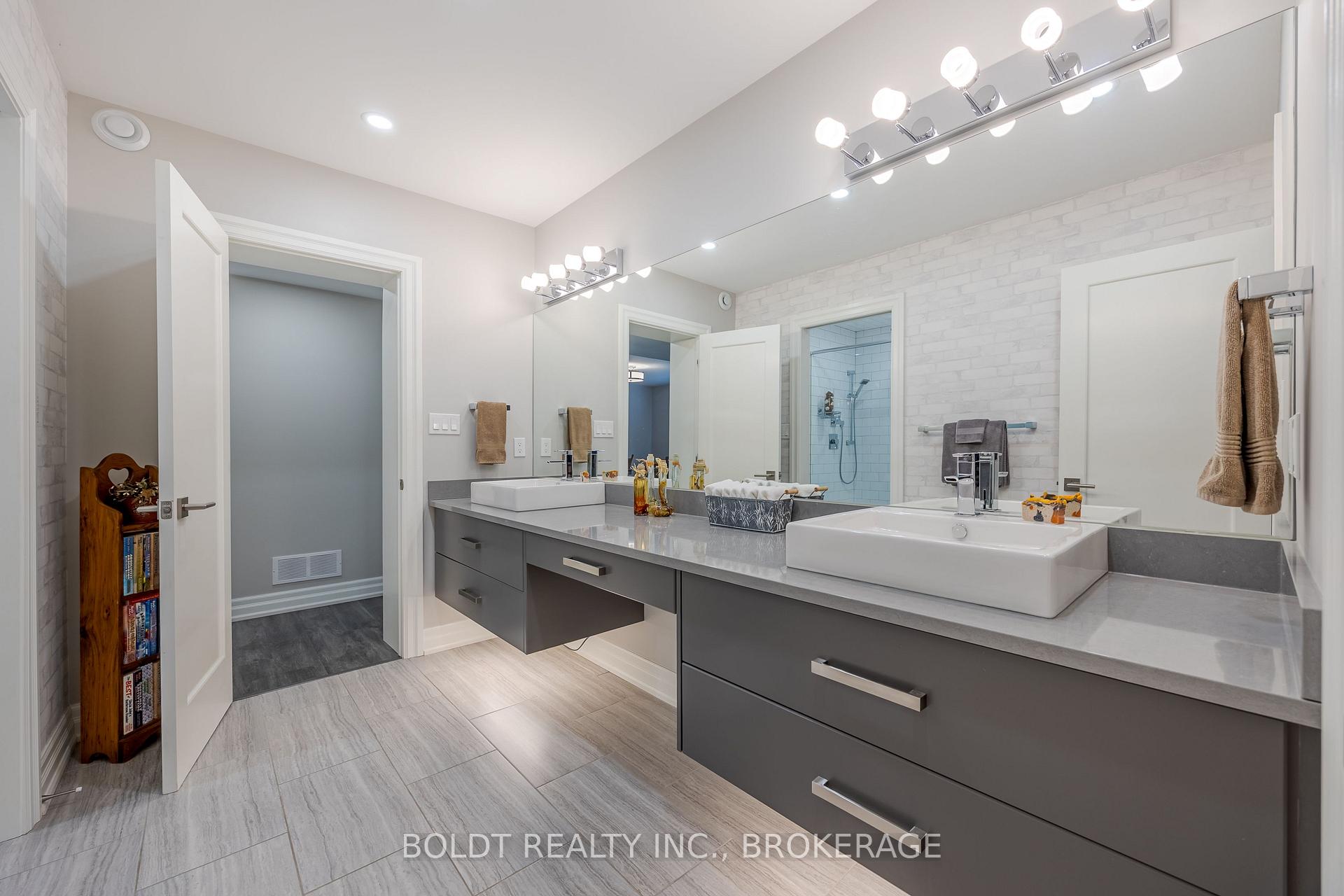 Photo 28 of 22 Joyce Crescent, Pelham, Fonthill — HOMEH