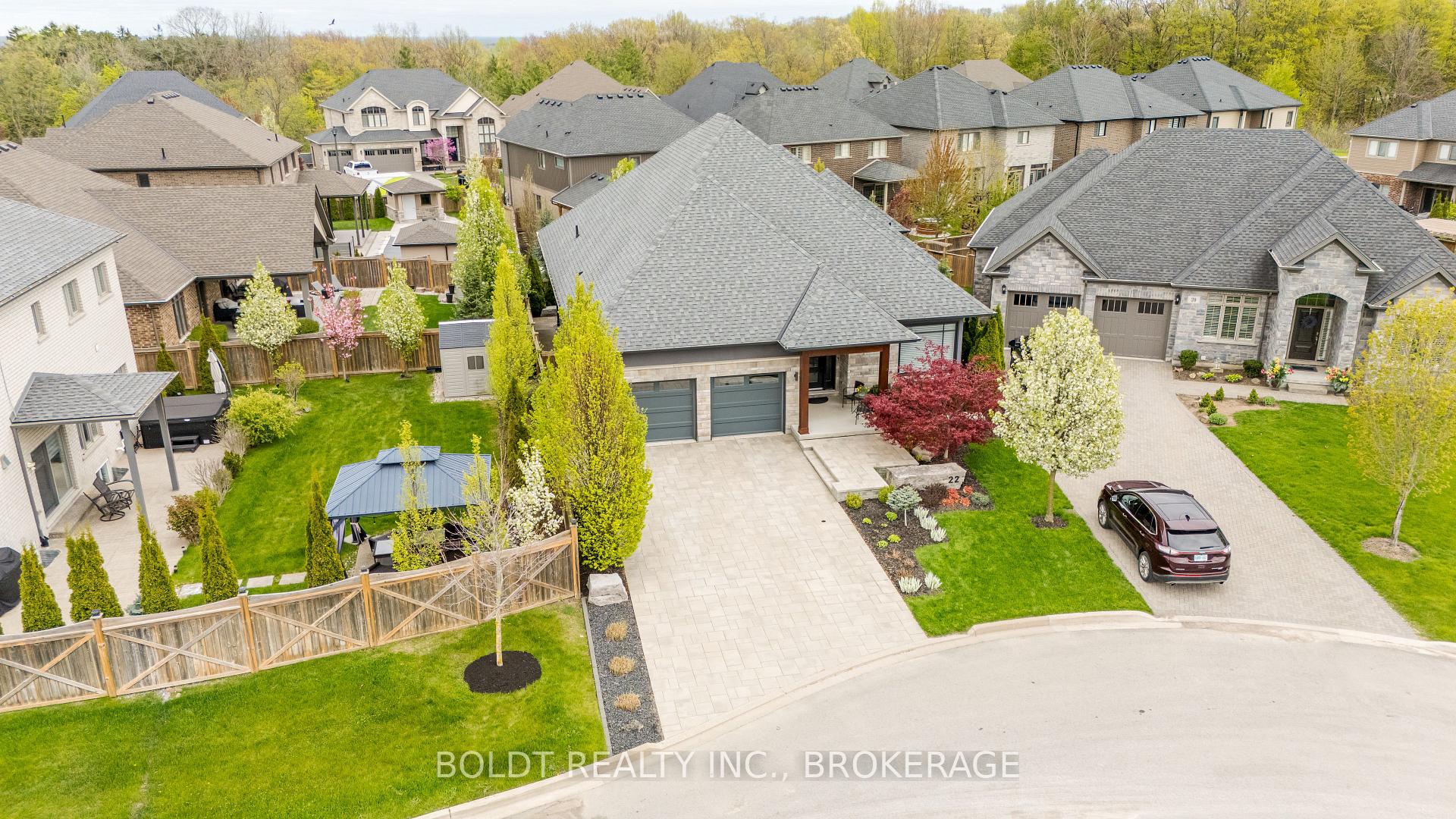 Photo 37 of 22 Joyce Crescent, Pelham, Fonthill — HOMEH