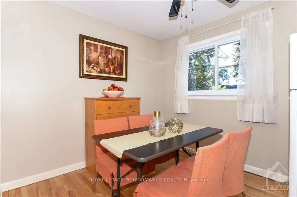 Photo 13 of 840 Cummings Avenue, Ottawa, Castle Heights/Rideau High — HOMEH
