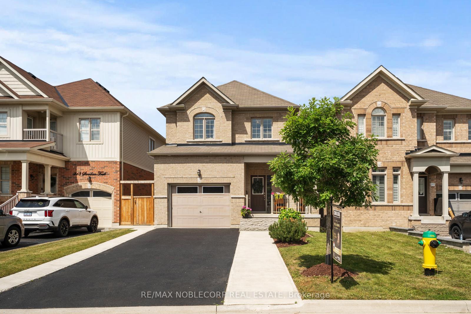Photo 1 of 215 Strachan Trail, New Tecumseth, Beeton — HOMEH