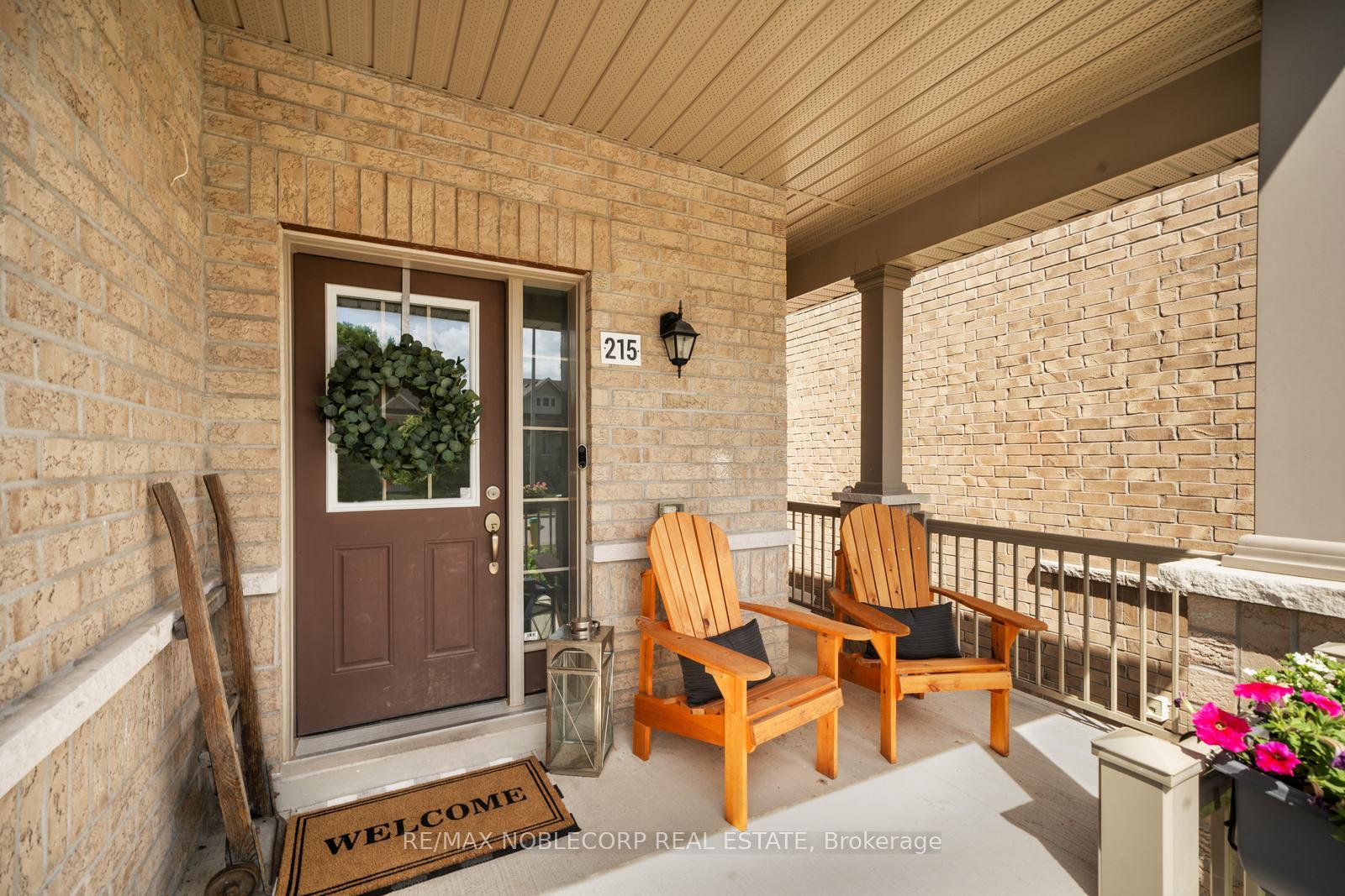 Photo 5 of 215 Strachan Trail, New Tecumseth, Beeton — HOMEH