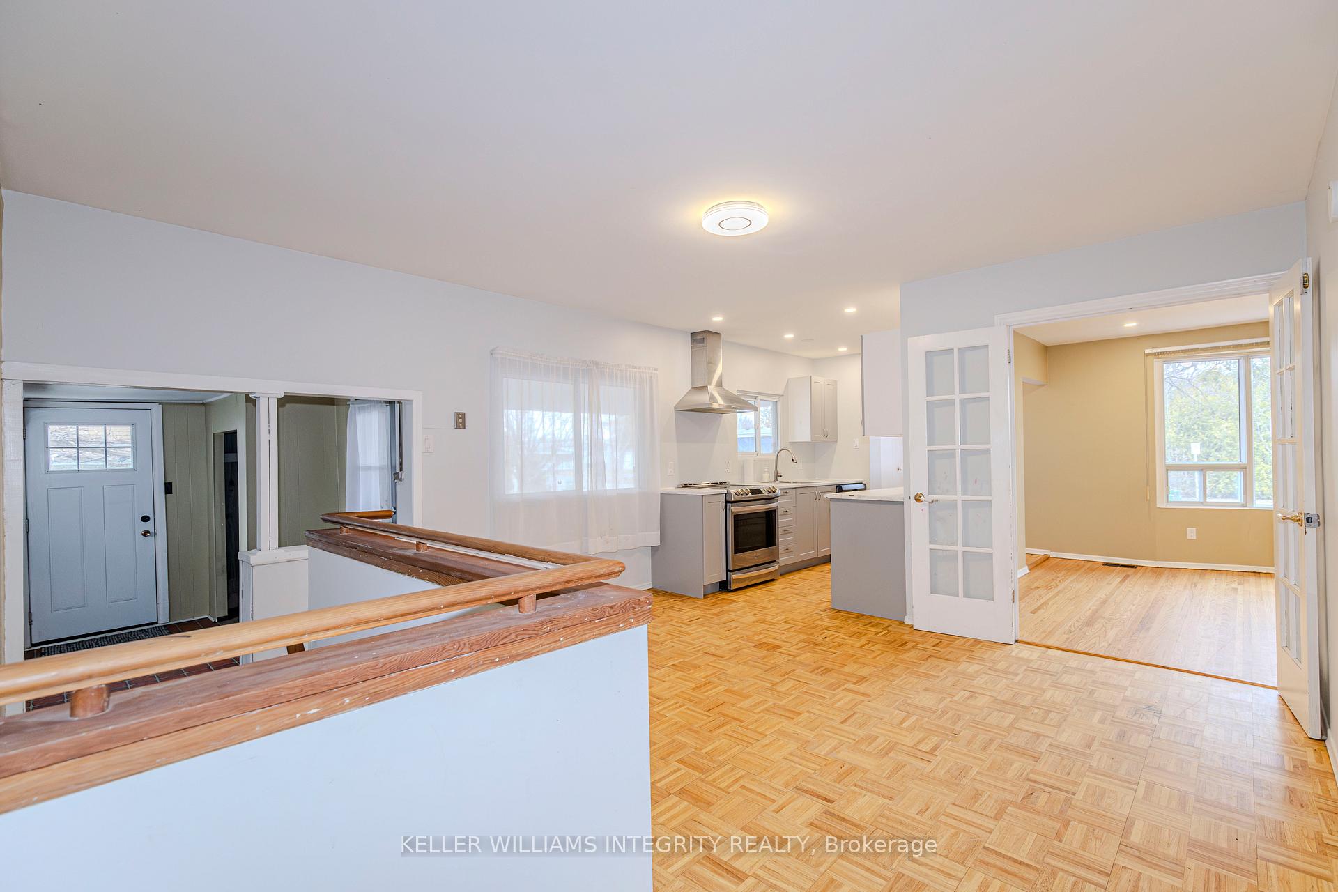 Photo 19 of 1402 Major Road, Ottawa, Bilberry Creek/Queenswood Heights — HOMEH