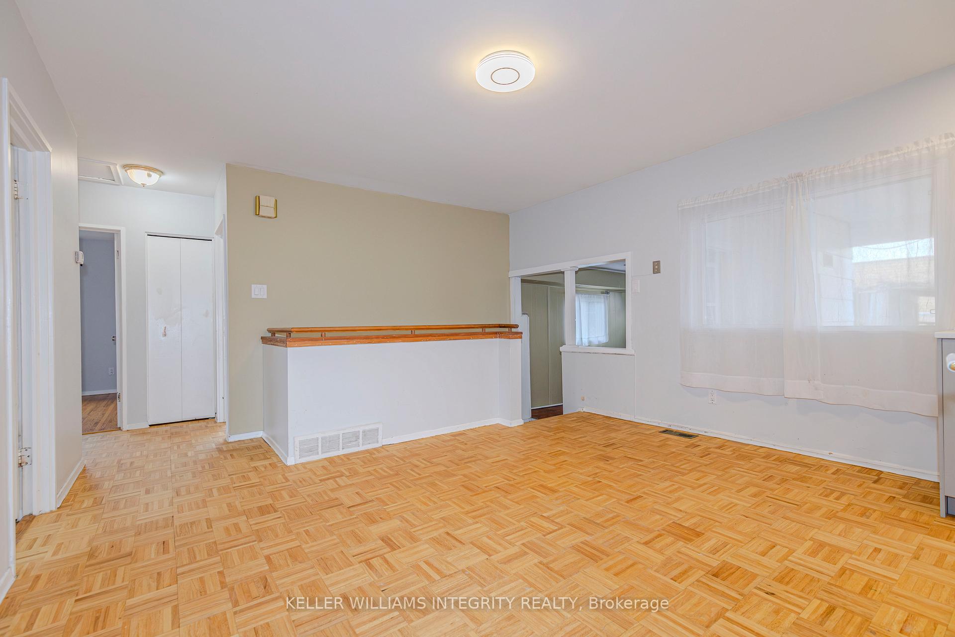 Photo 20 of 1402 Major Road, Ottawa, Bilberry Creek/Queenswood Heights — HOMEH