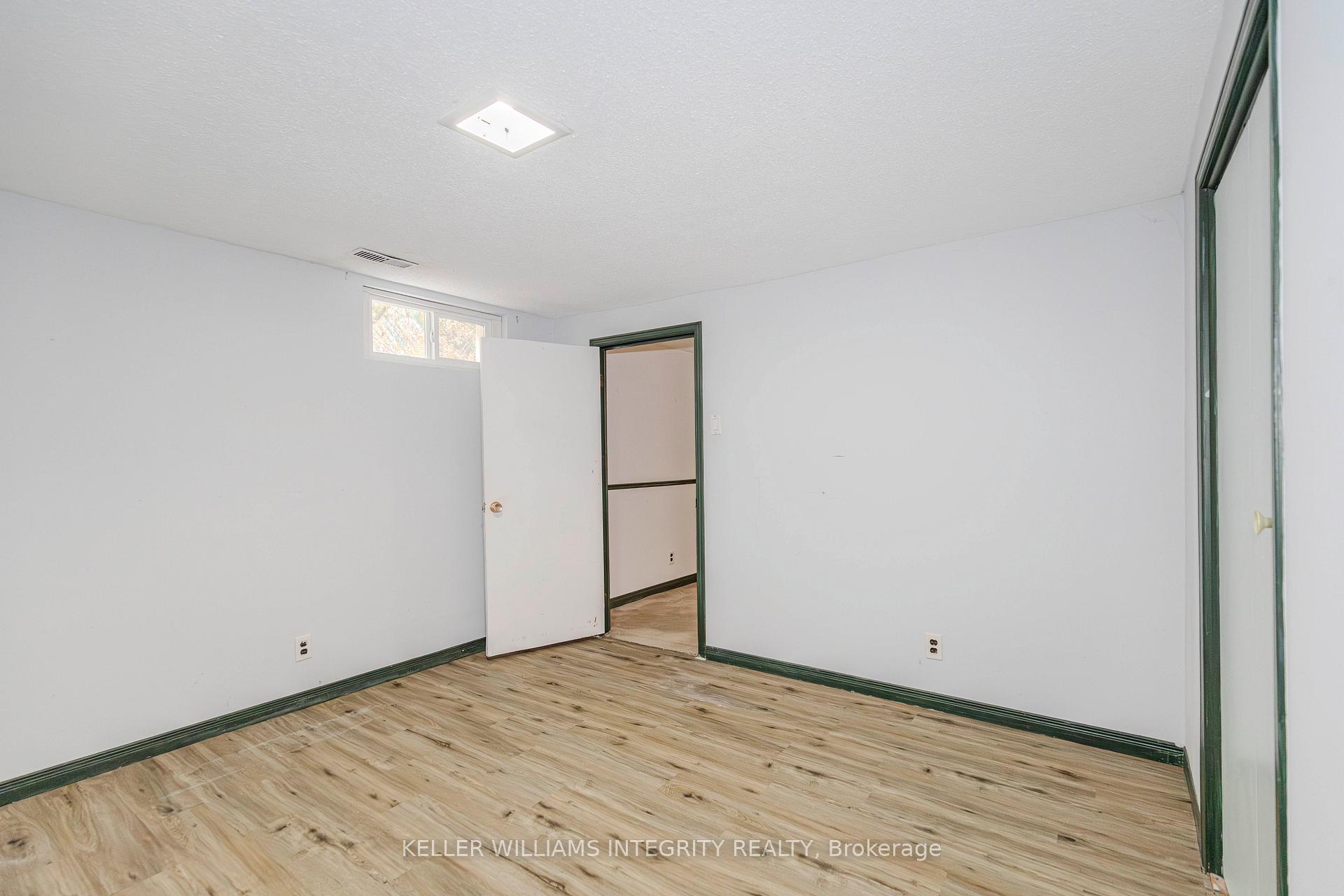 Photo 21 of 1402 Major Road, Ottawa, Bilberry Creek/Queenswood Heights — HOMEH