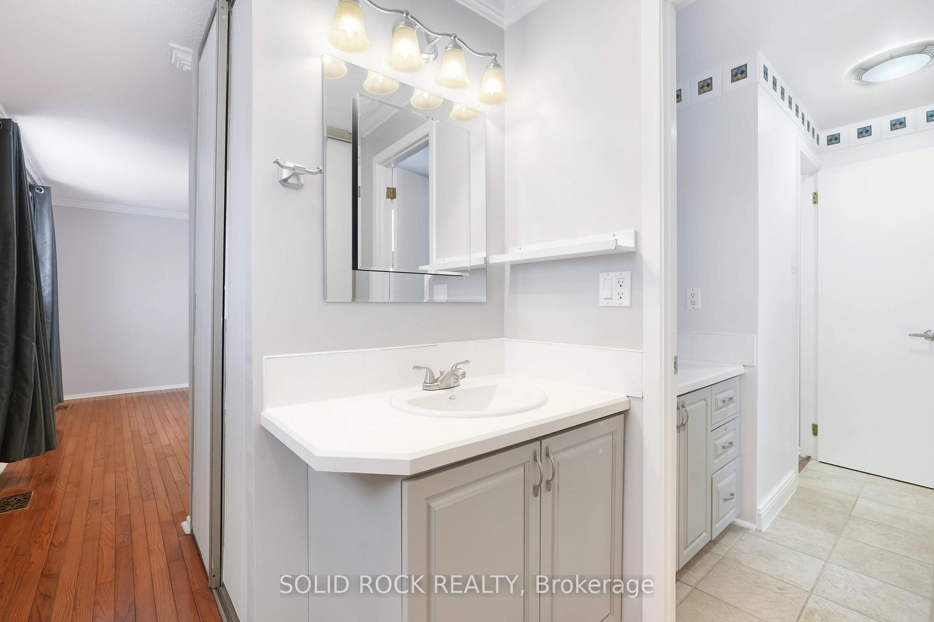 Photo 22 of 386 Vince Drive, Ottawa, Bilberry Creek/Queenswood Heights — HOMEH