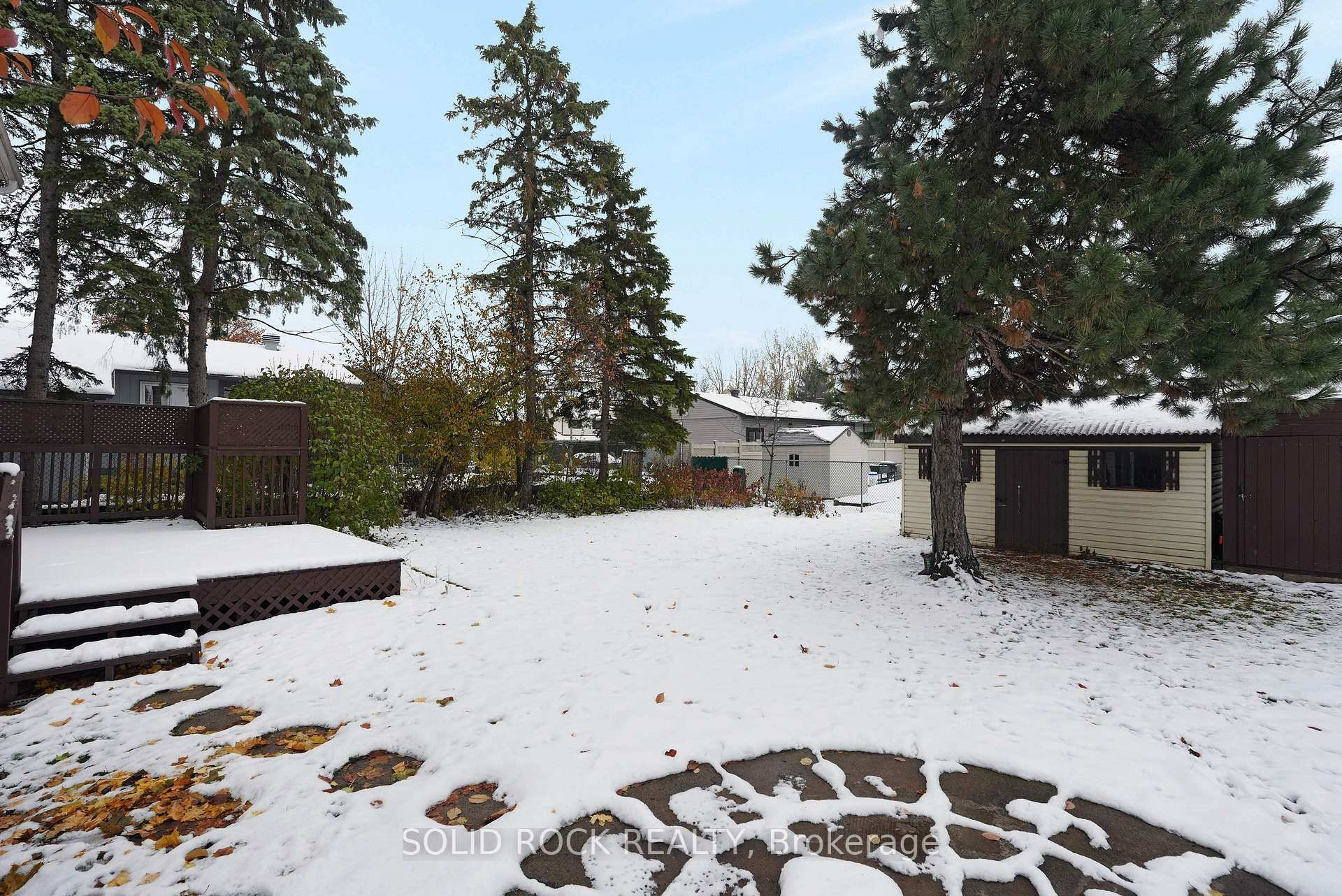 Photo 34 of 386 Vince Drive, Ottawa, Bilberry Creek/Queenswood Heights — HOMEH