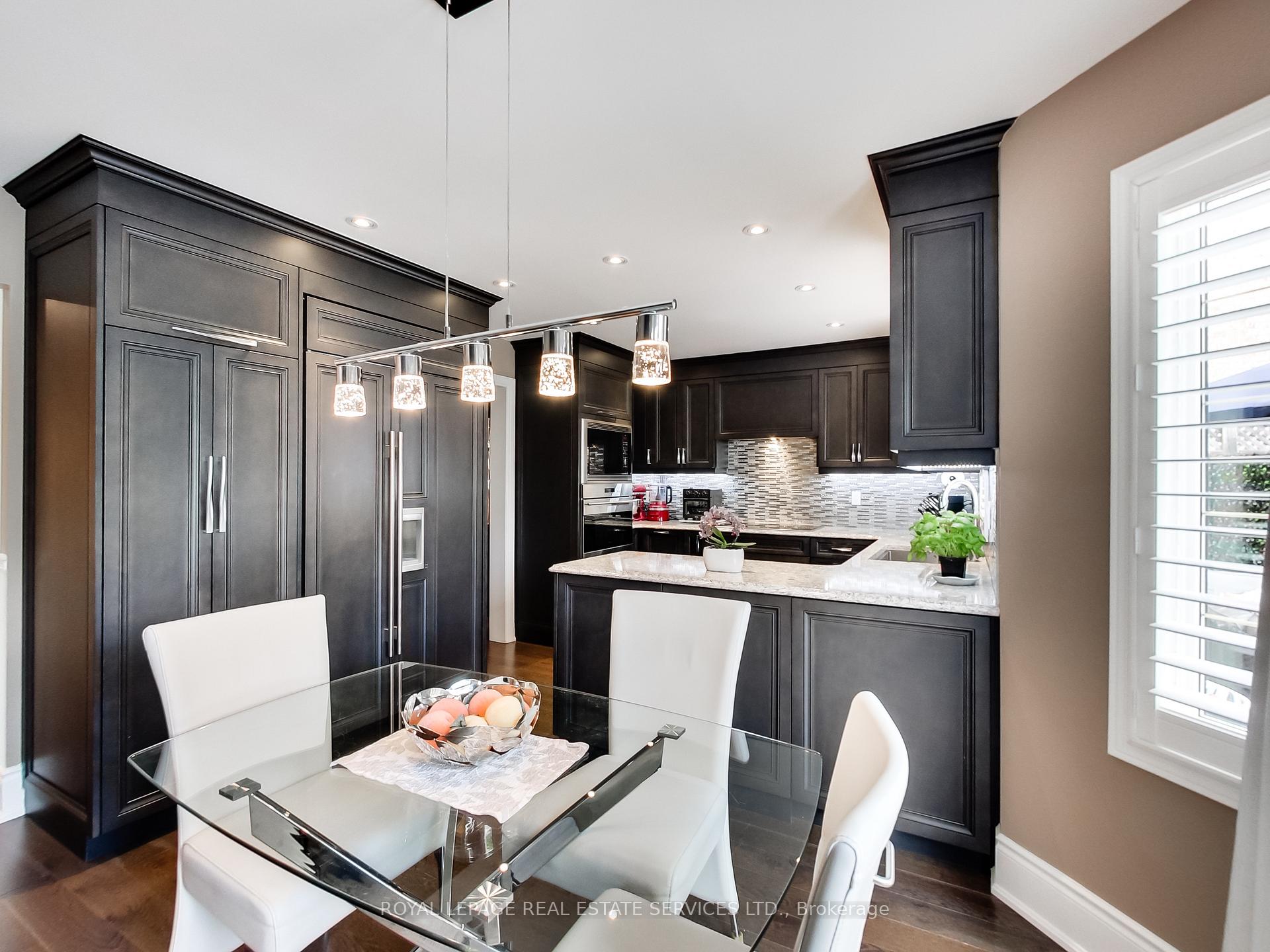 Photo 9 of 3506 Pintail Circle, Mississauga, Lisgar — HOMEH