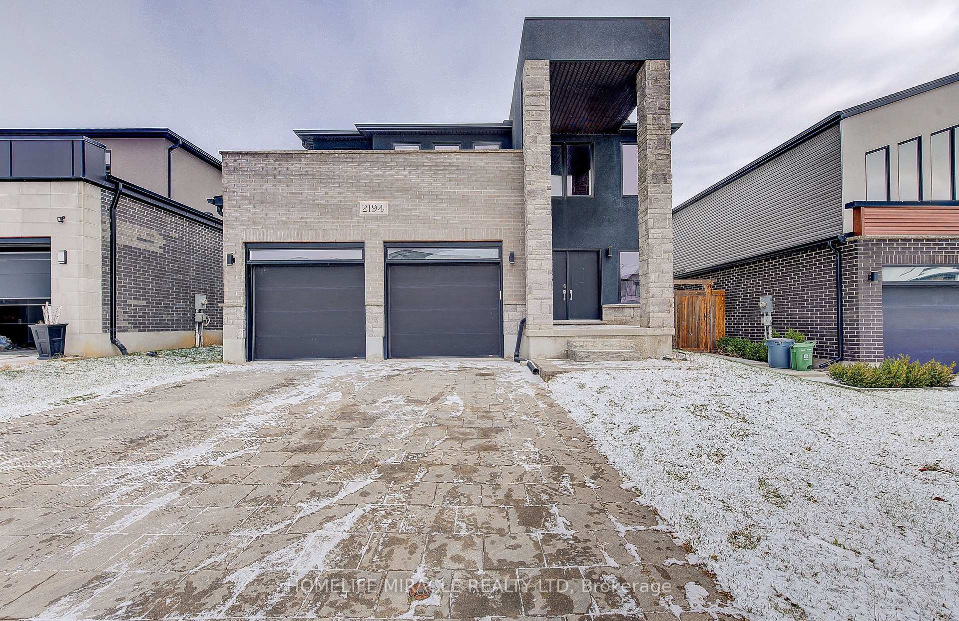 Front of 2194 Westpoint Heights