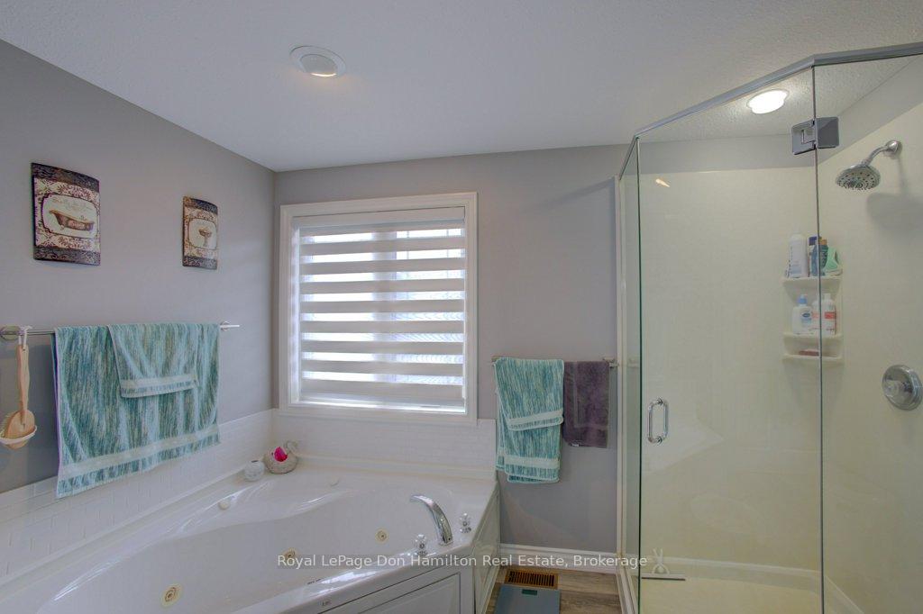 Photo 13 of 160 Armstrong Street W, North Perth, Listowel — HOMEH