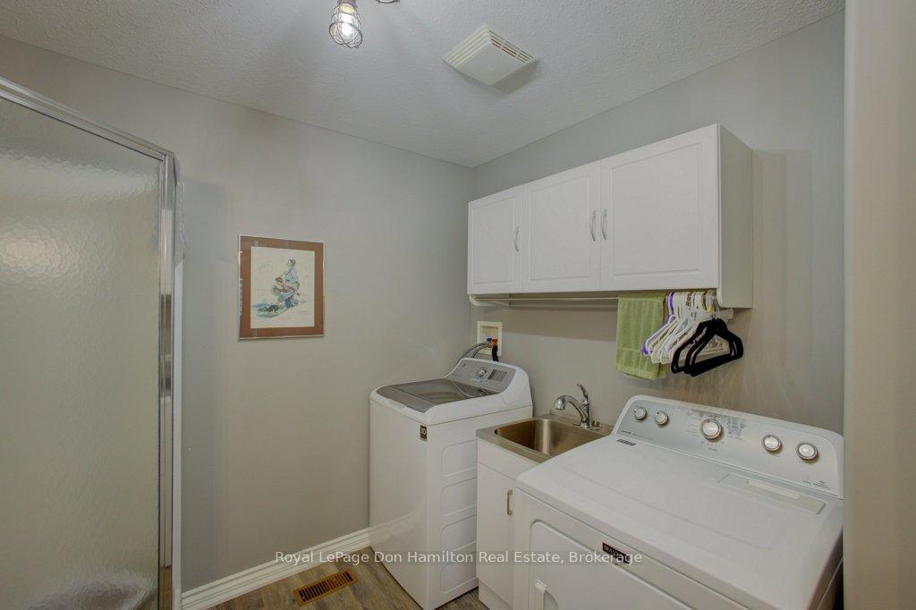 Photo 16 of 160 Armstrong Street W, North Perth, Listowel — HOMEH
