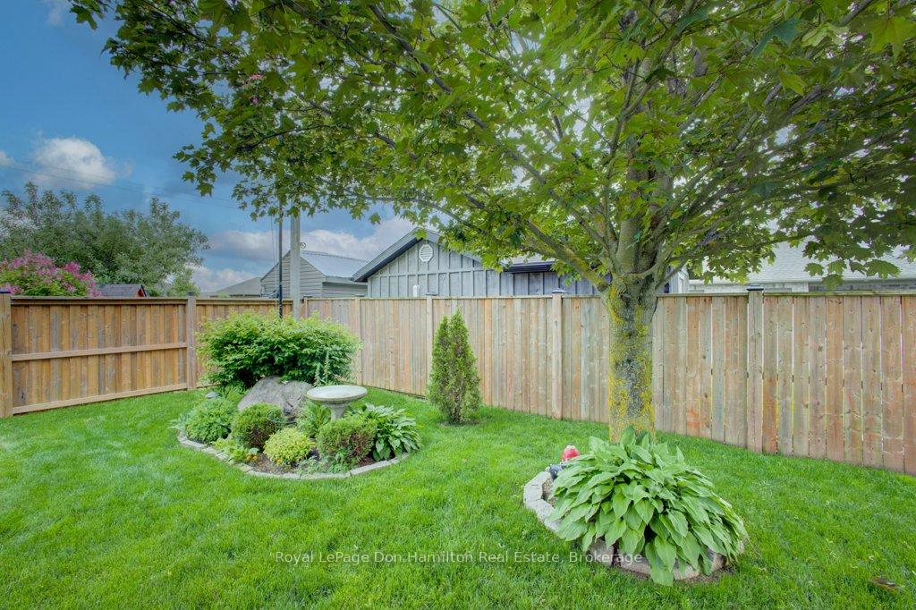 Photo 26 of 160 Armstrong Street W, North Perth, Listowel — HOMEH