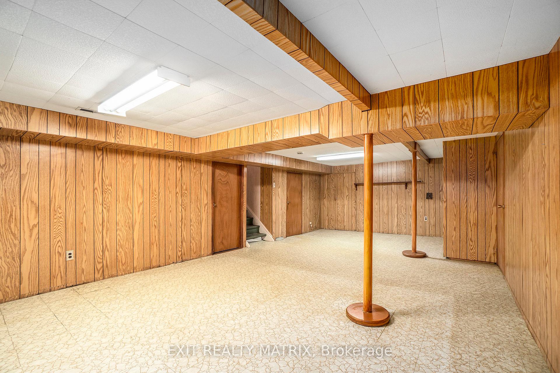Photo 21 of 629 Gardenvale Road, Ottawa, Castle Heights/Rideau High — HOMEH