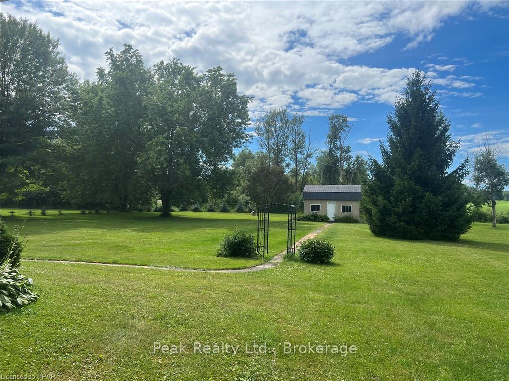 Photo 20 of 734 Josephine Street N, North Huron, Wingham — HOMEH