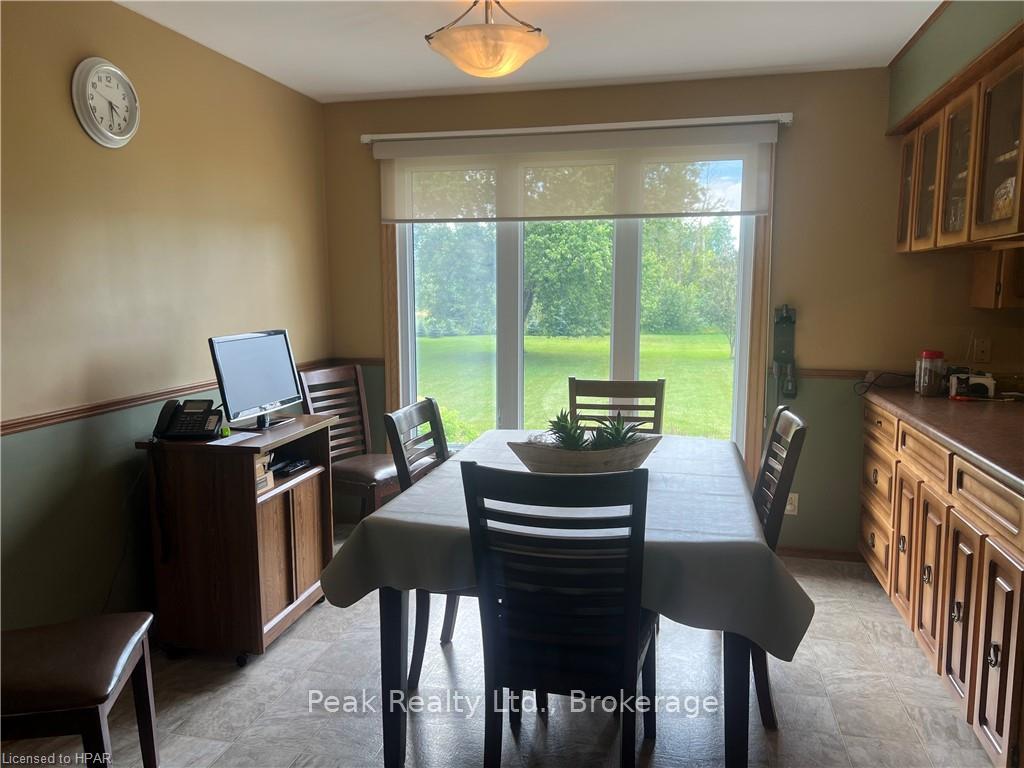 Photo 27 of 734 Josephine Street N, North Huron, Wingham — HOMEH