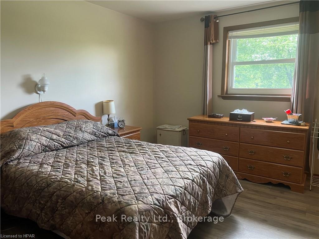 Photo 34 of 734 Josephine Street N, North Huron, Wingham — HOMEH