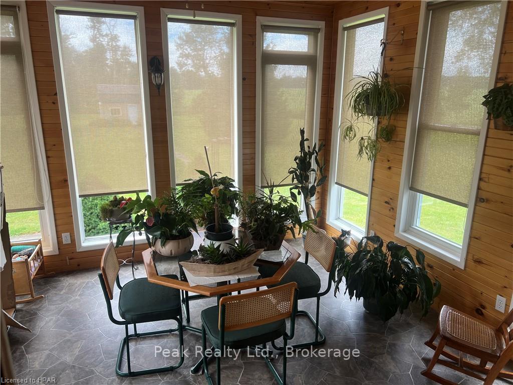 Photo 36 of 734 Josephine Street N, North Huron, Wingham — HOMEH
