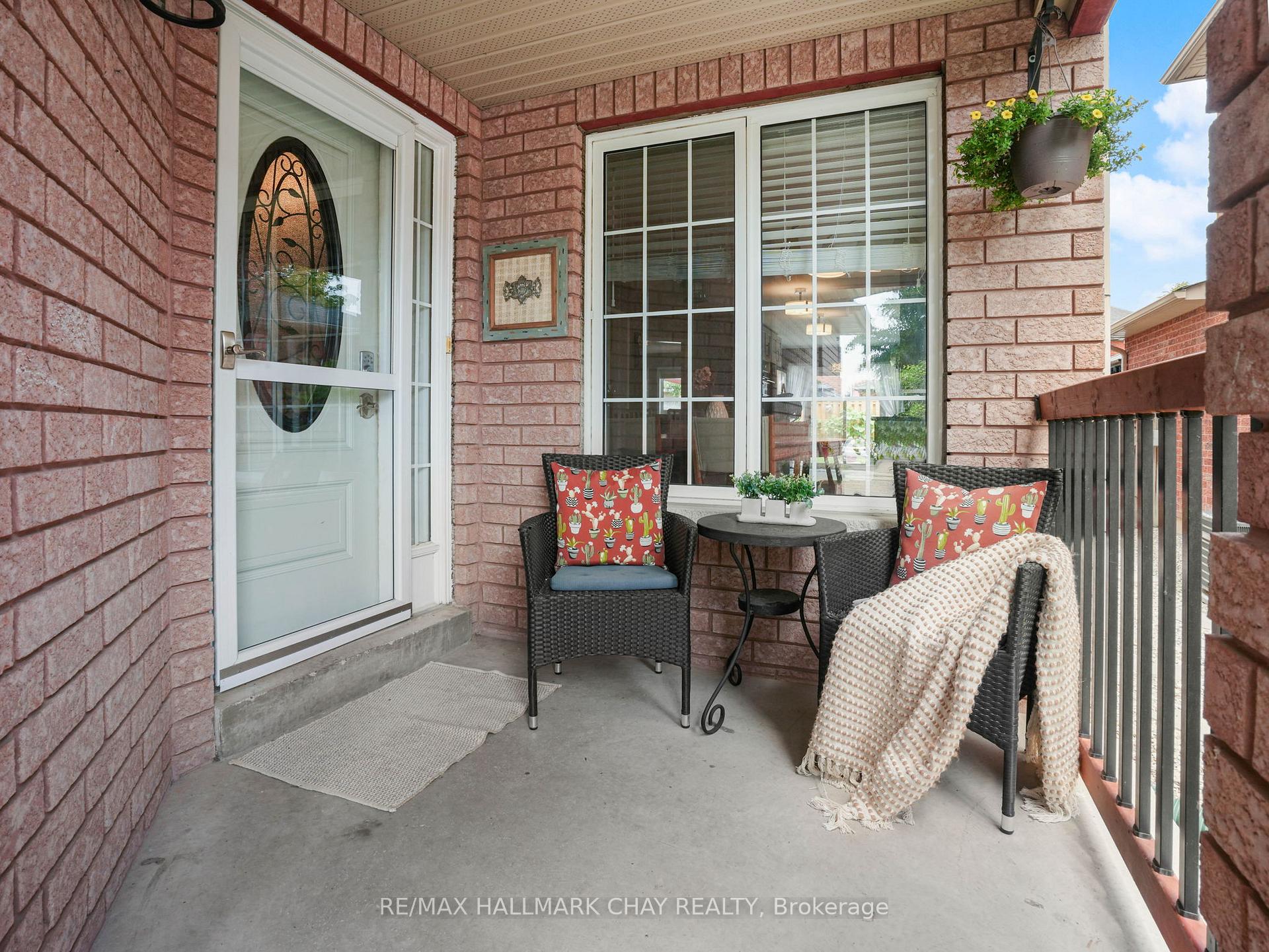 Photo 6 of 108 Henderson Crescent, New Tecumseth, Alliston — HOMEH