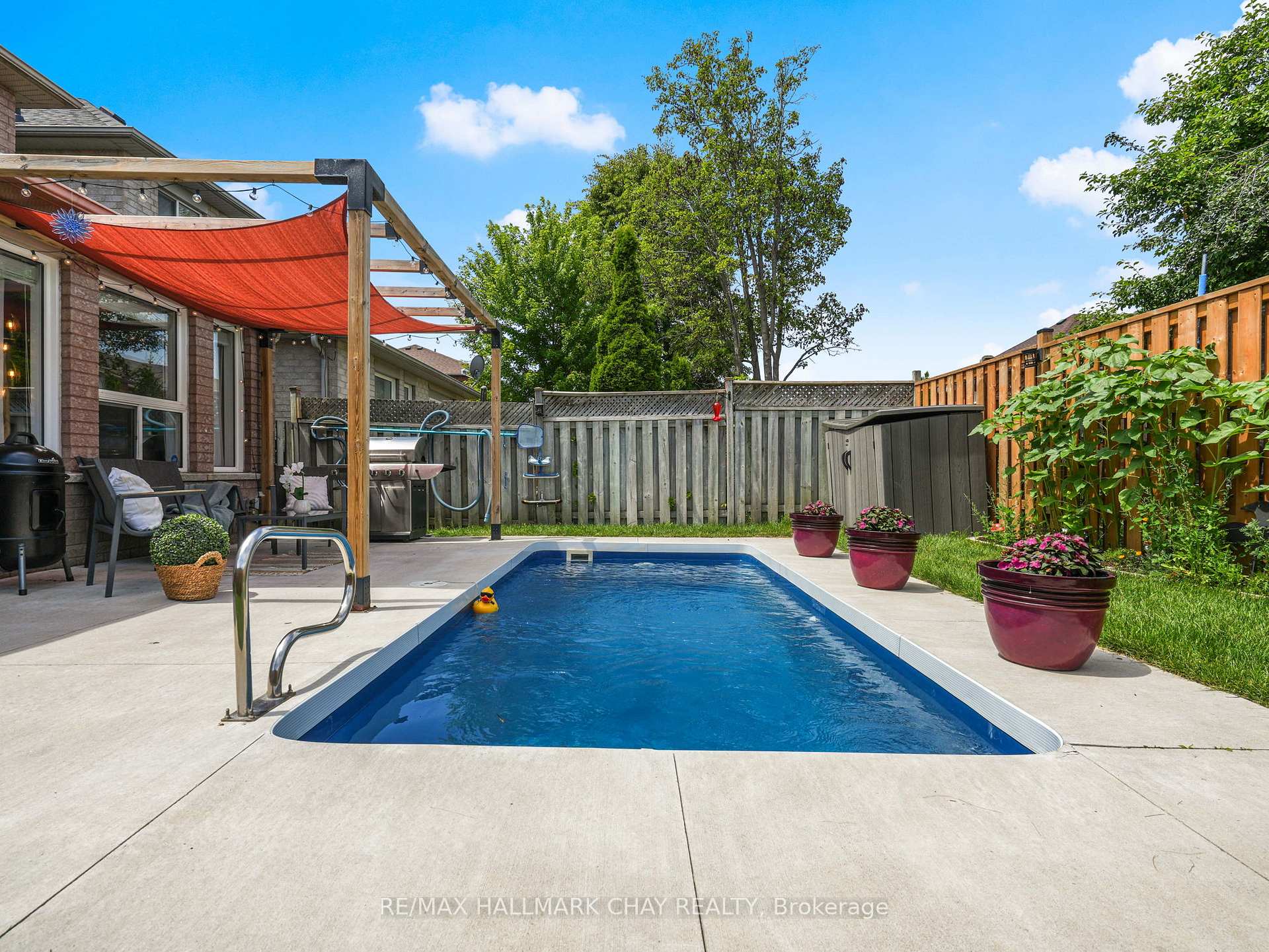 Photo 41 of 108 Henderson Crescent, New Tecumseth, Alliston — HOMEH