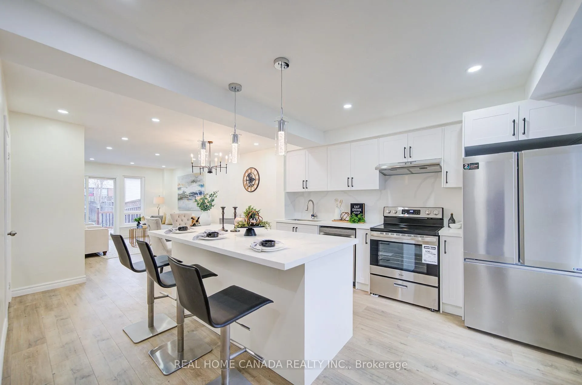 Photo 1 of 1088 Venus Crescent, Oshawa, Lakeview — HOMEH