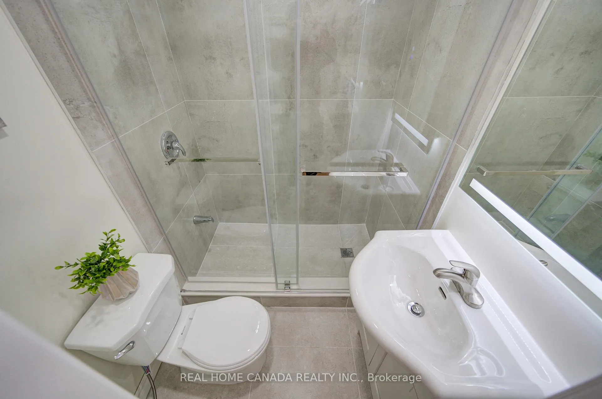 Photo 42 of 1088 Venus Crescent, Oshawa, Lakeview — HOMEH