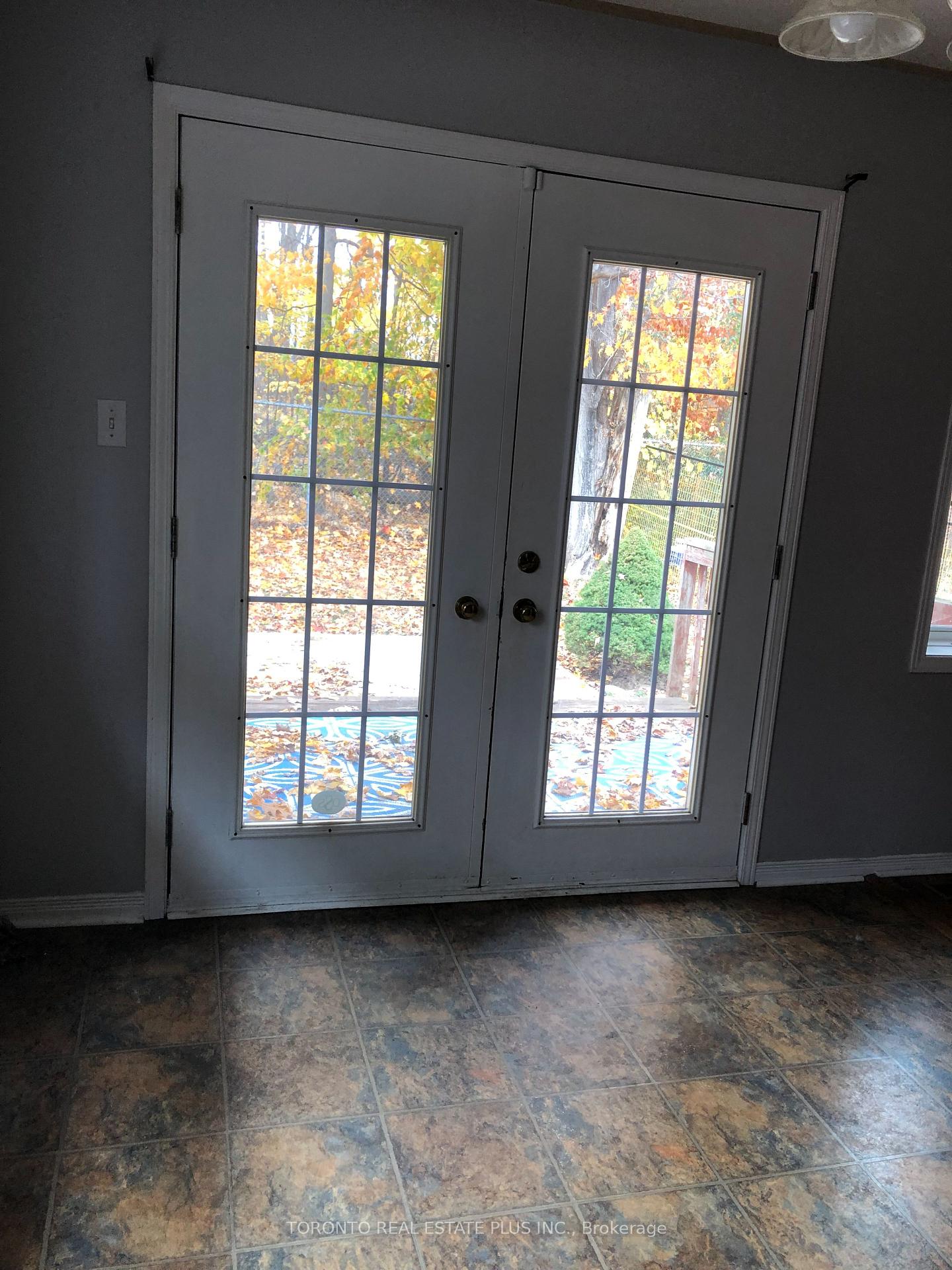 Photo 2 of 3188 Monarch Drive, Orillia — HOMEH