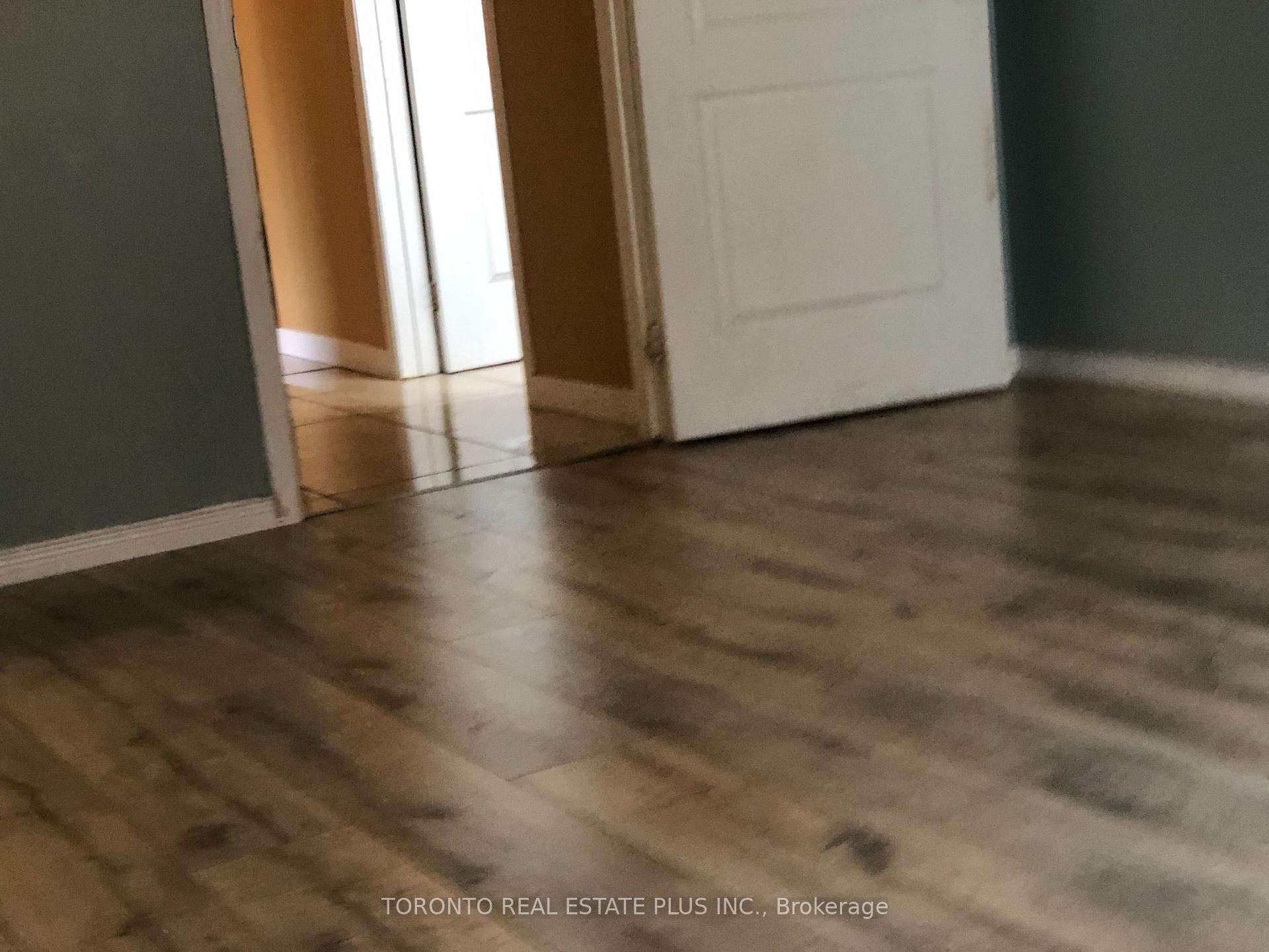 Photo 8 of 3188 Monarch Drive, Orillia — HOMEH