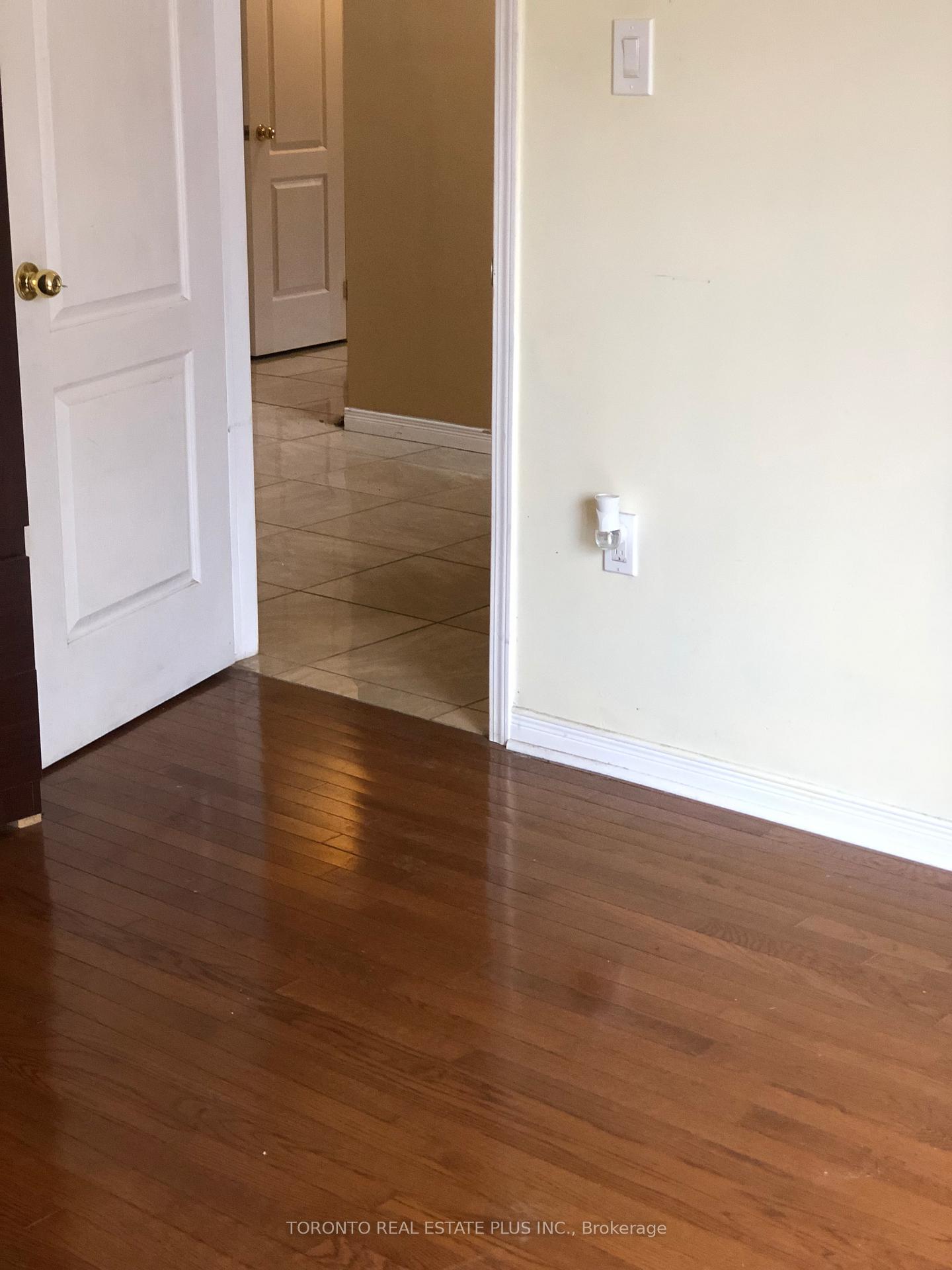 Photo 12 of 3188 Monarch Drive, Orillia — HOMEH