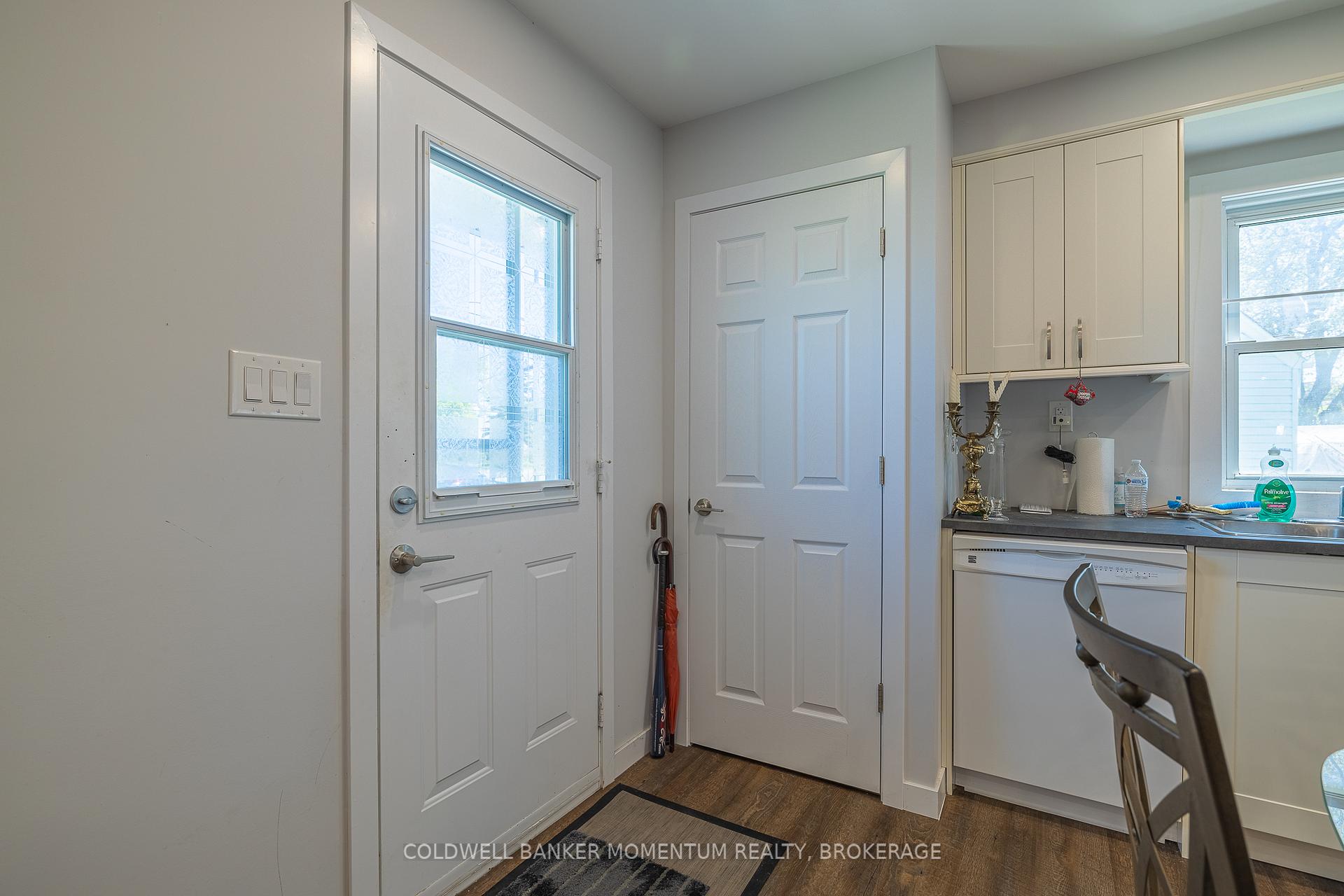 Photo 6 of 5412 Houck Drive, Niagara Falls, Cherrywood — HOMEH