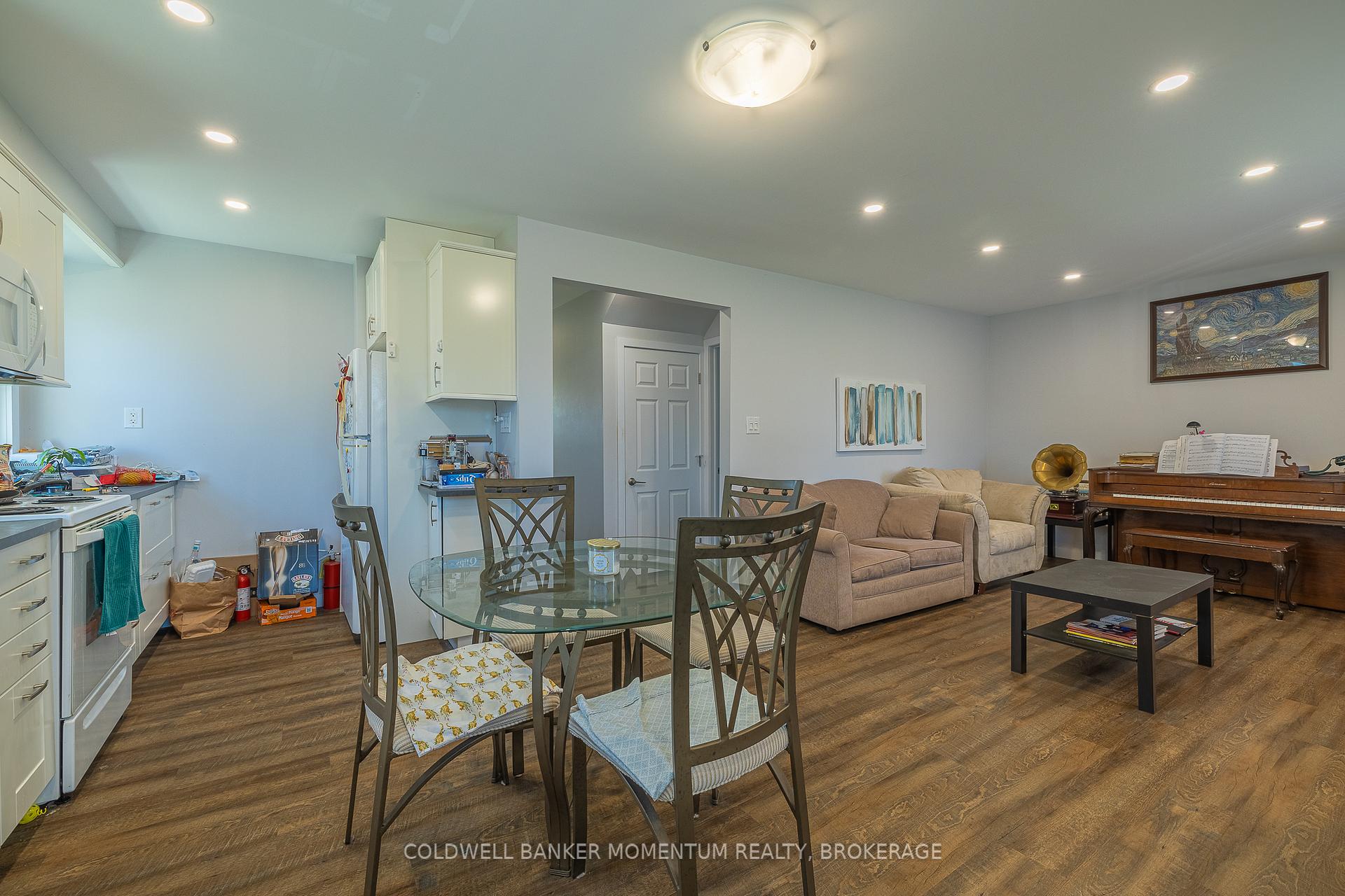 Photo 7 of 5412 Houck Drive, Niagara Falls, Cherrywood — HOMEH