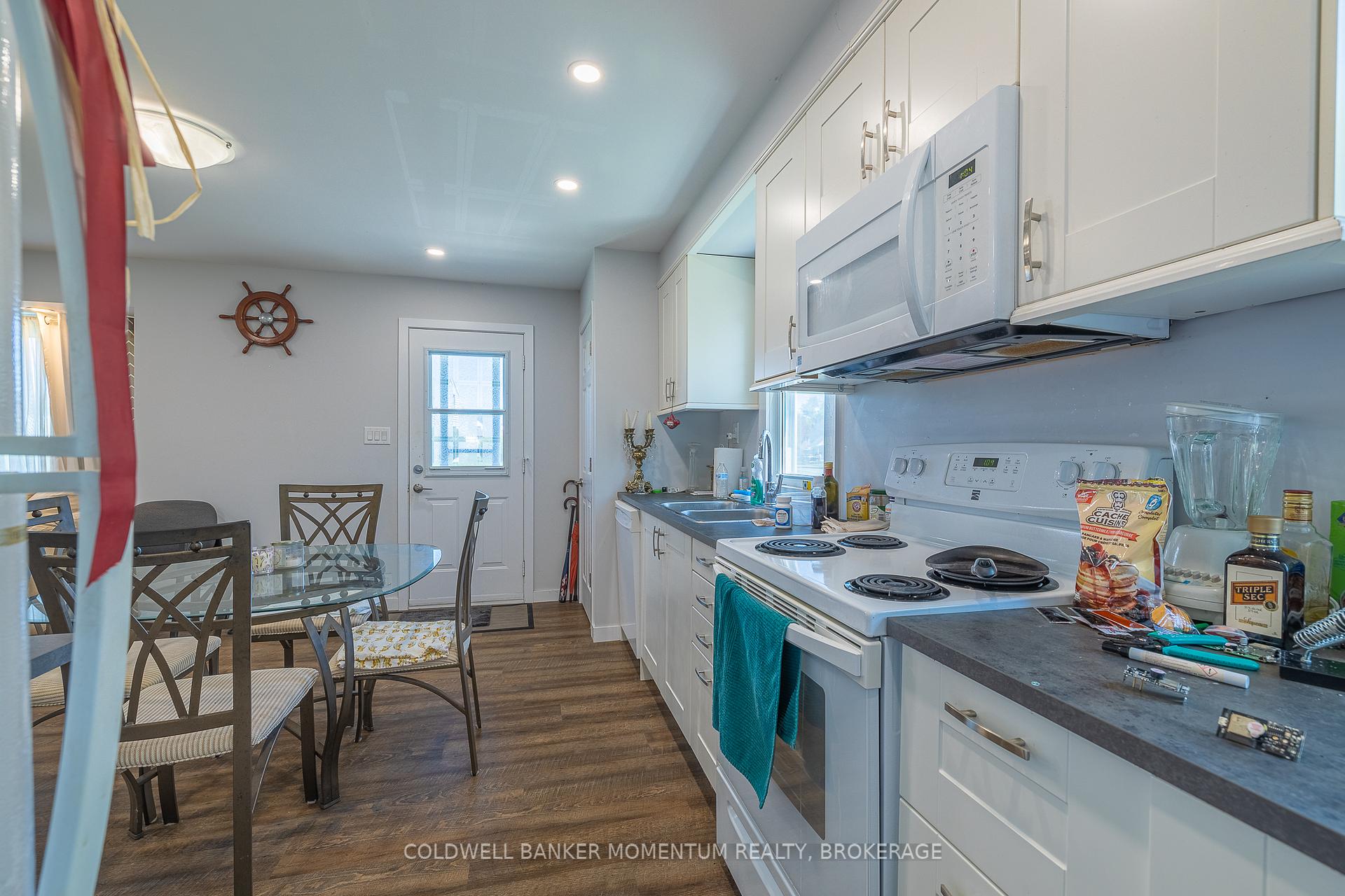 Photo 16 of 5412 Houck Drive, Niagara Falls, Cherrywood — HOMEH