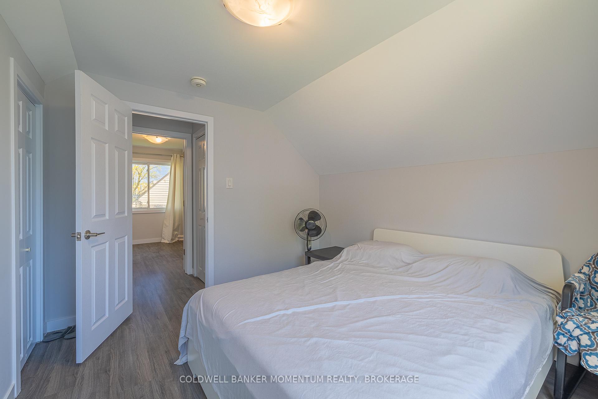 Photo 22 of 5412 Houck Drive, Niagara Falls, Cherrywood — HOMEH