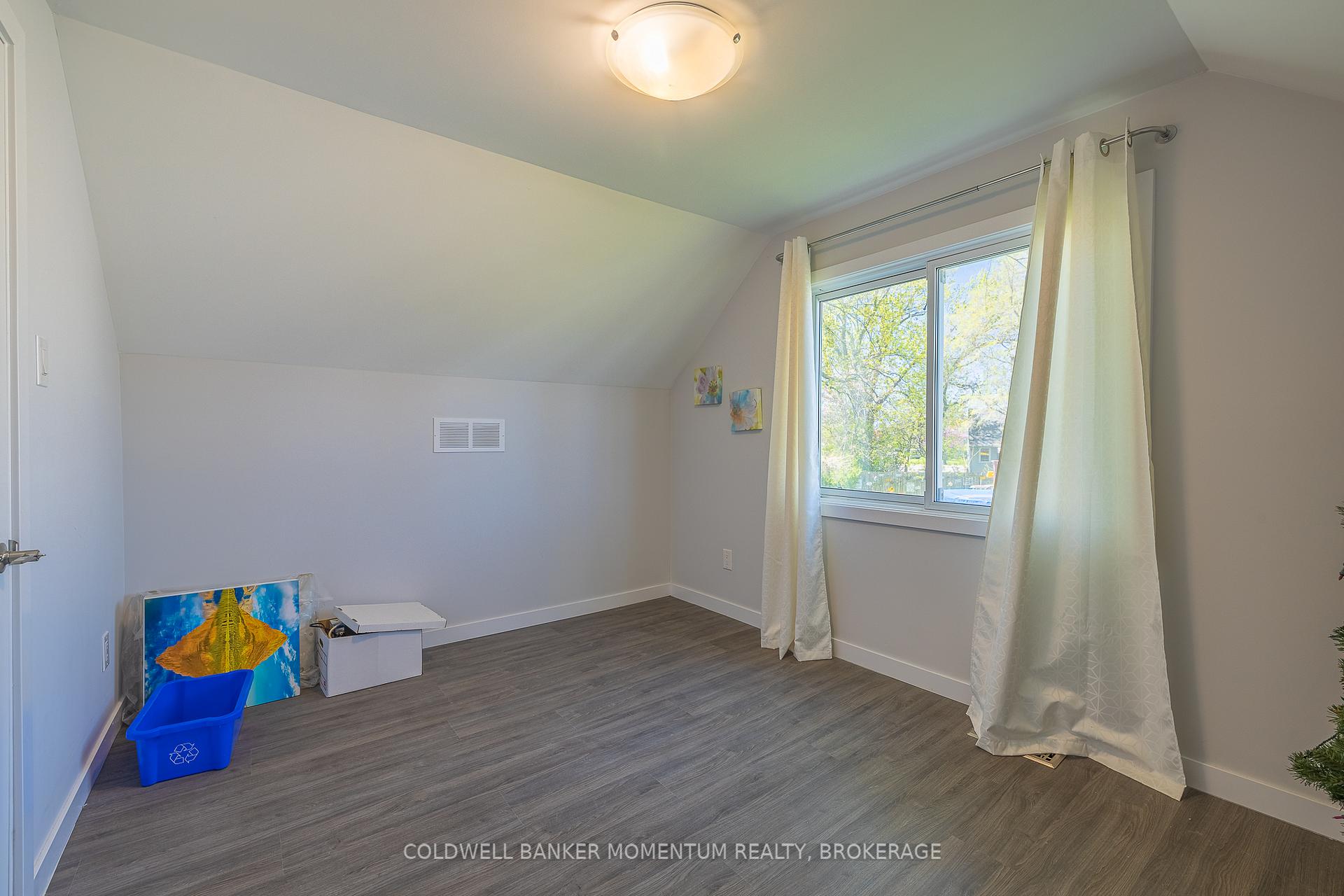 Photo 24 of 5412 Houck Drive, Niagara Falls, Cherrywood — HOMEH