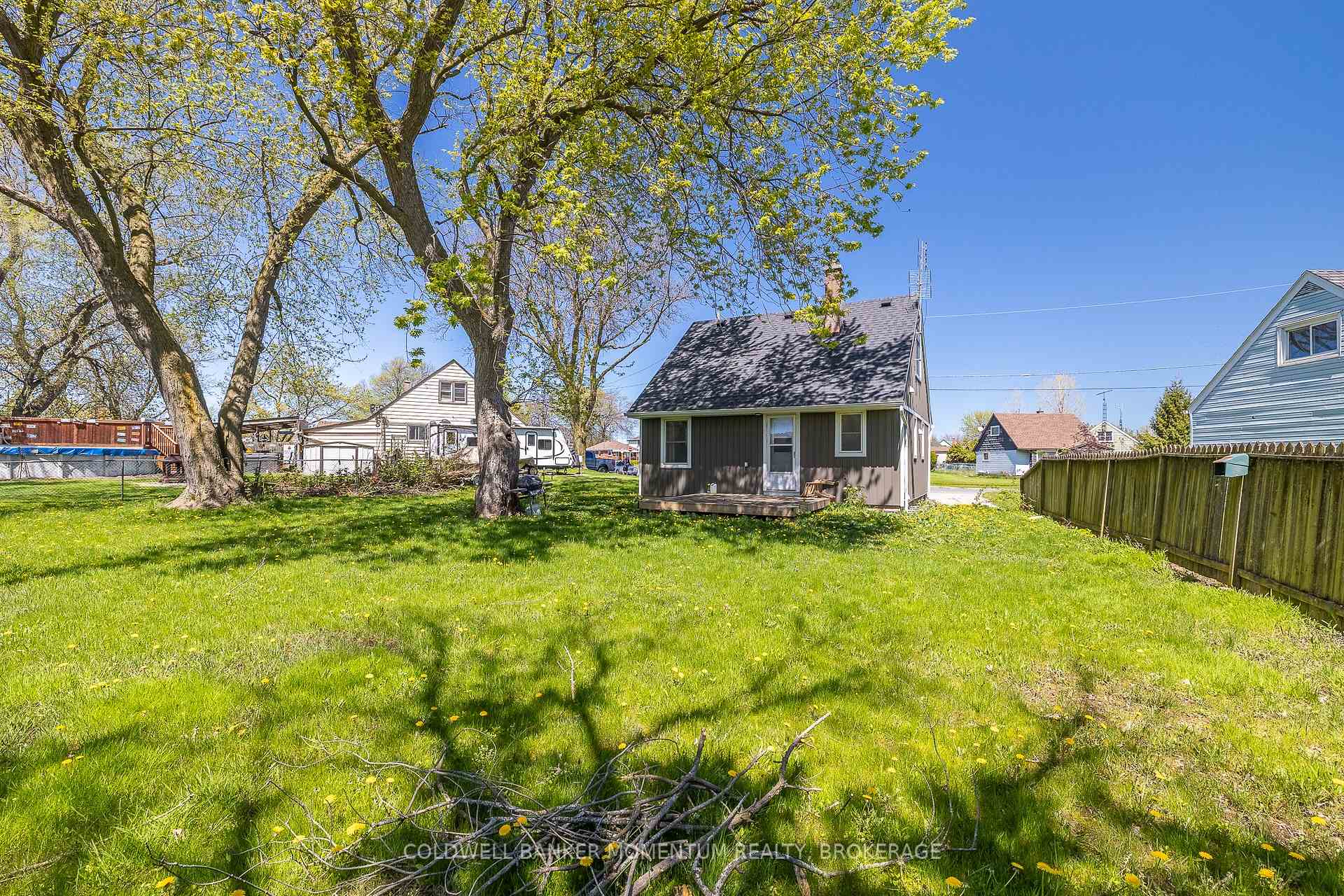Photo 31 of 5412 Houck Drive, Niagara Falls, Cherrywood — HOMEH
