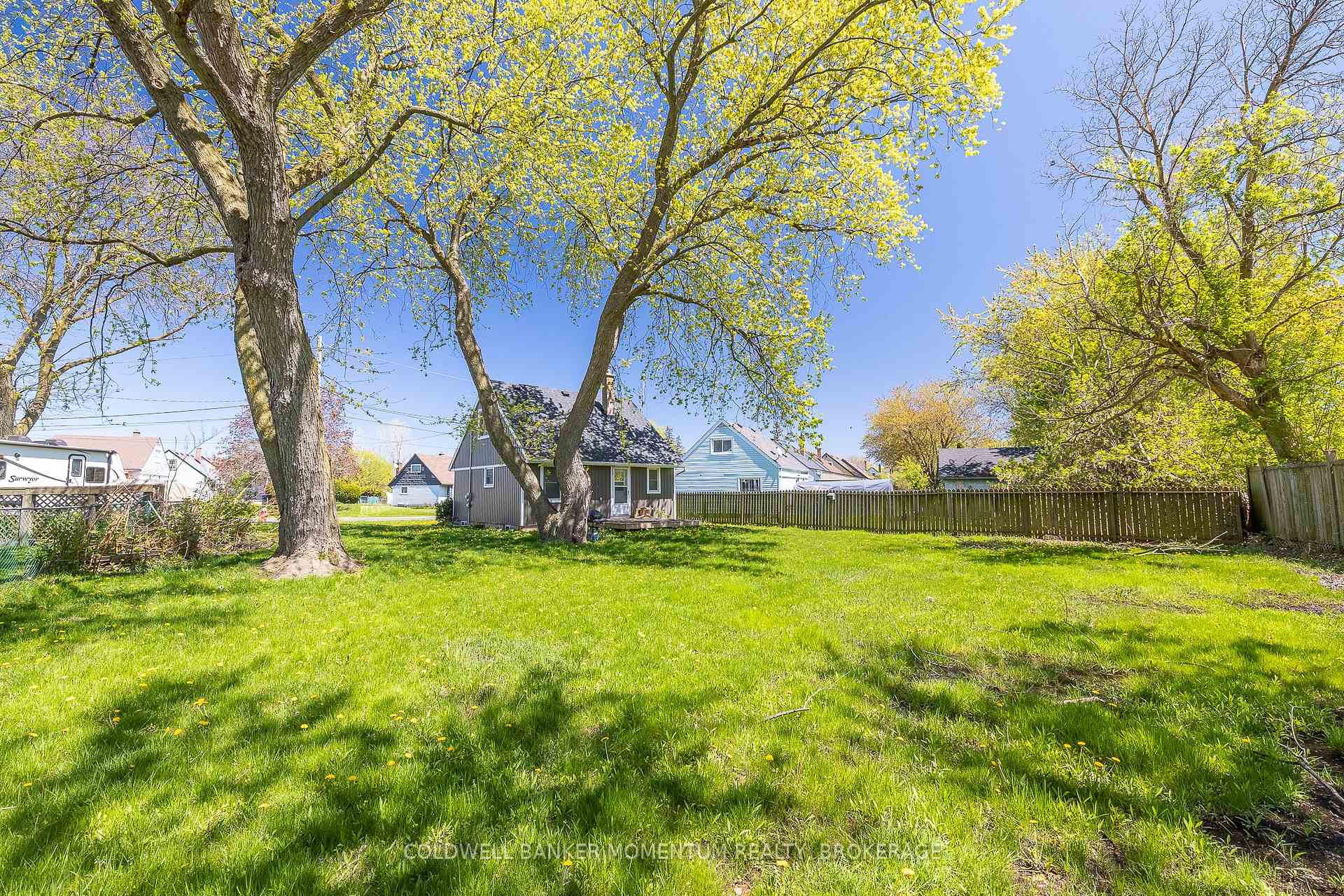 Photo 34 of 5412 Houck Drive, Niagara Falls, Cherrywood — HOMEH