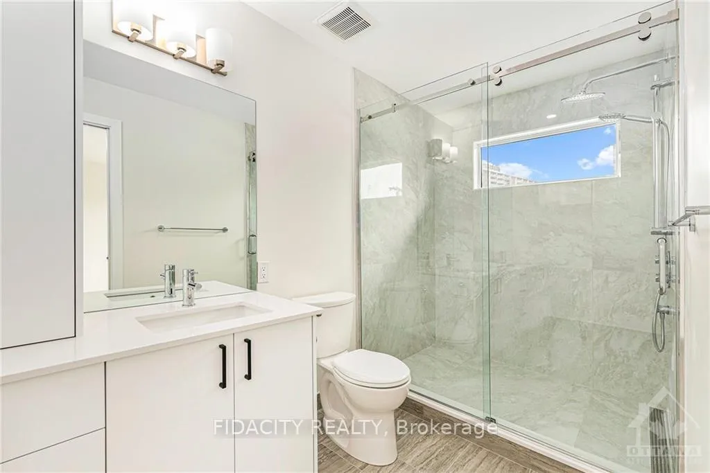 Photo 11 of 634 Hochelaga Street, Ottawa, Carson Meadows — HOMEH