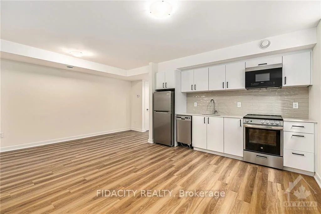 Photo 18 of 634 Hochelaga Street, Ottawa, Carson Meadows — HOMEH