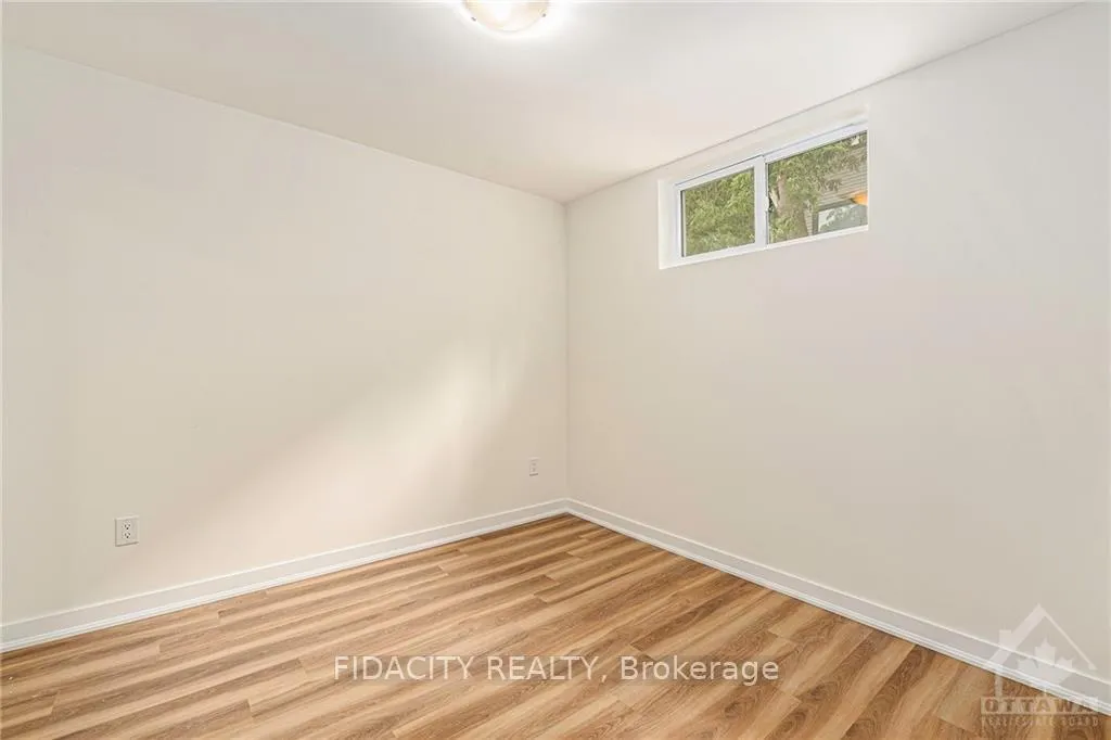 Photo 20 of 634 Hochelaga Street, Ottawa, Carson Meadows — HOMEH