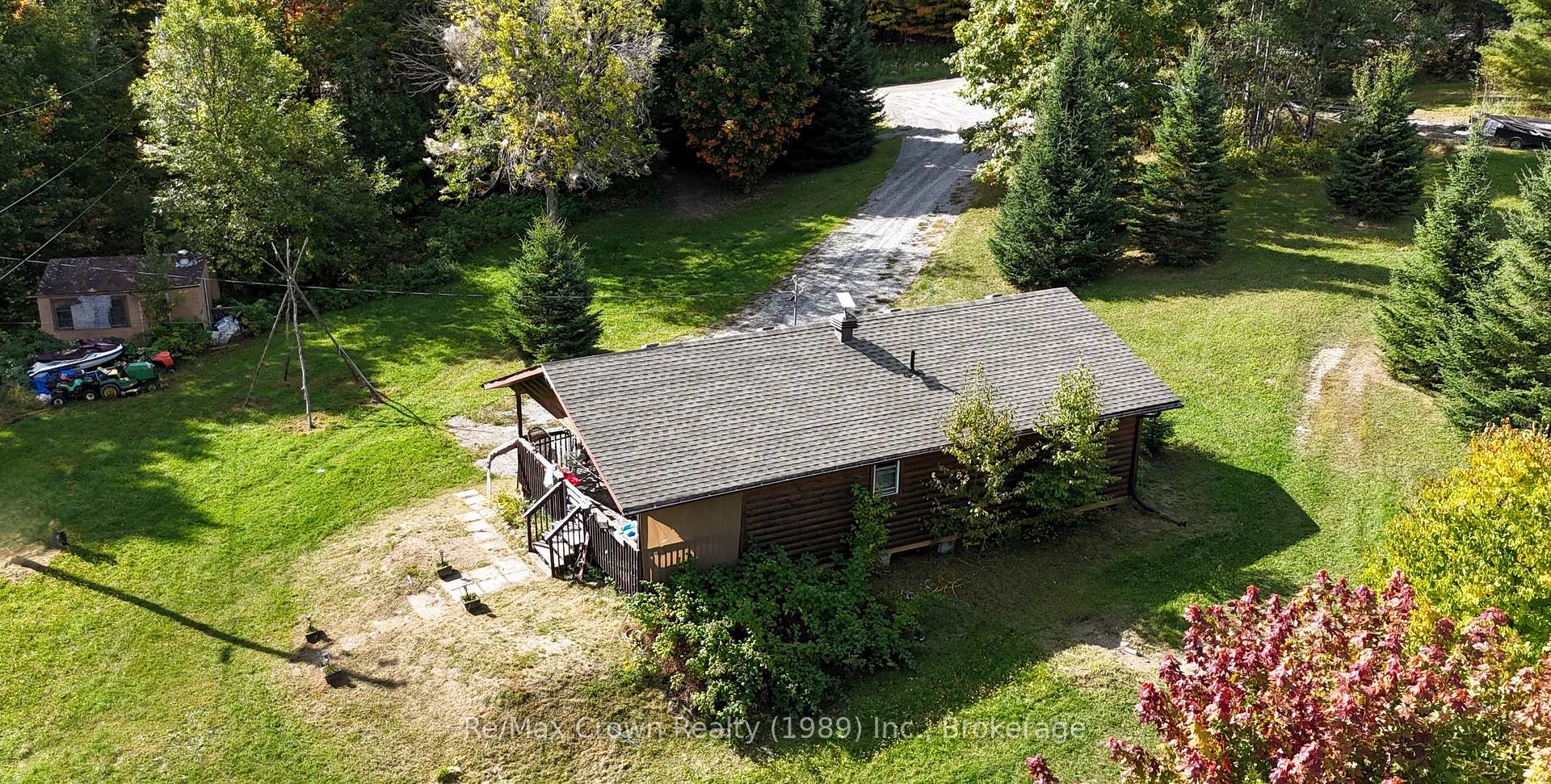 Photo 8 of 607 Limberlost Point Road, Parry Sound Remote Area, Restoule — HOMEH