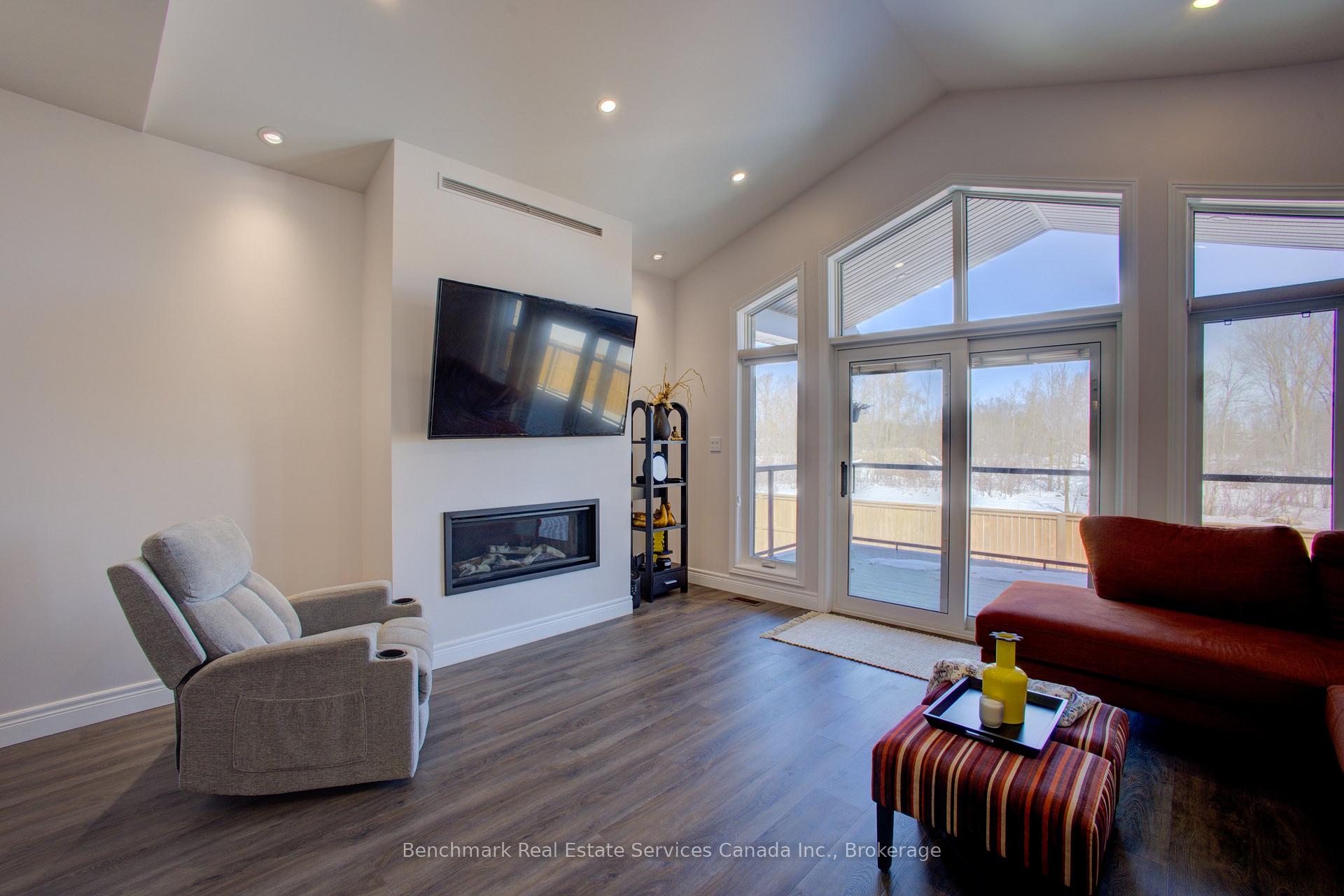 Photo 15 of 19 Winchester Crescent, North Perth, Listowel — HOMEH