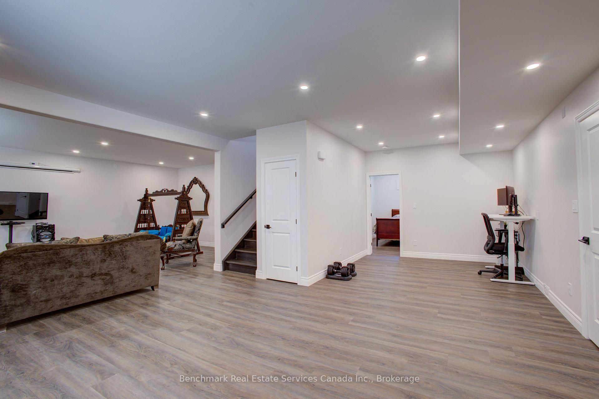Photo 26 of 19 Winchester Crescent, North Perth, Listowel — HOMEH