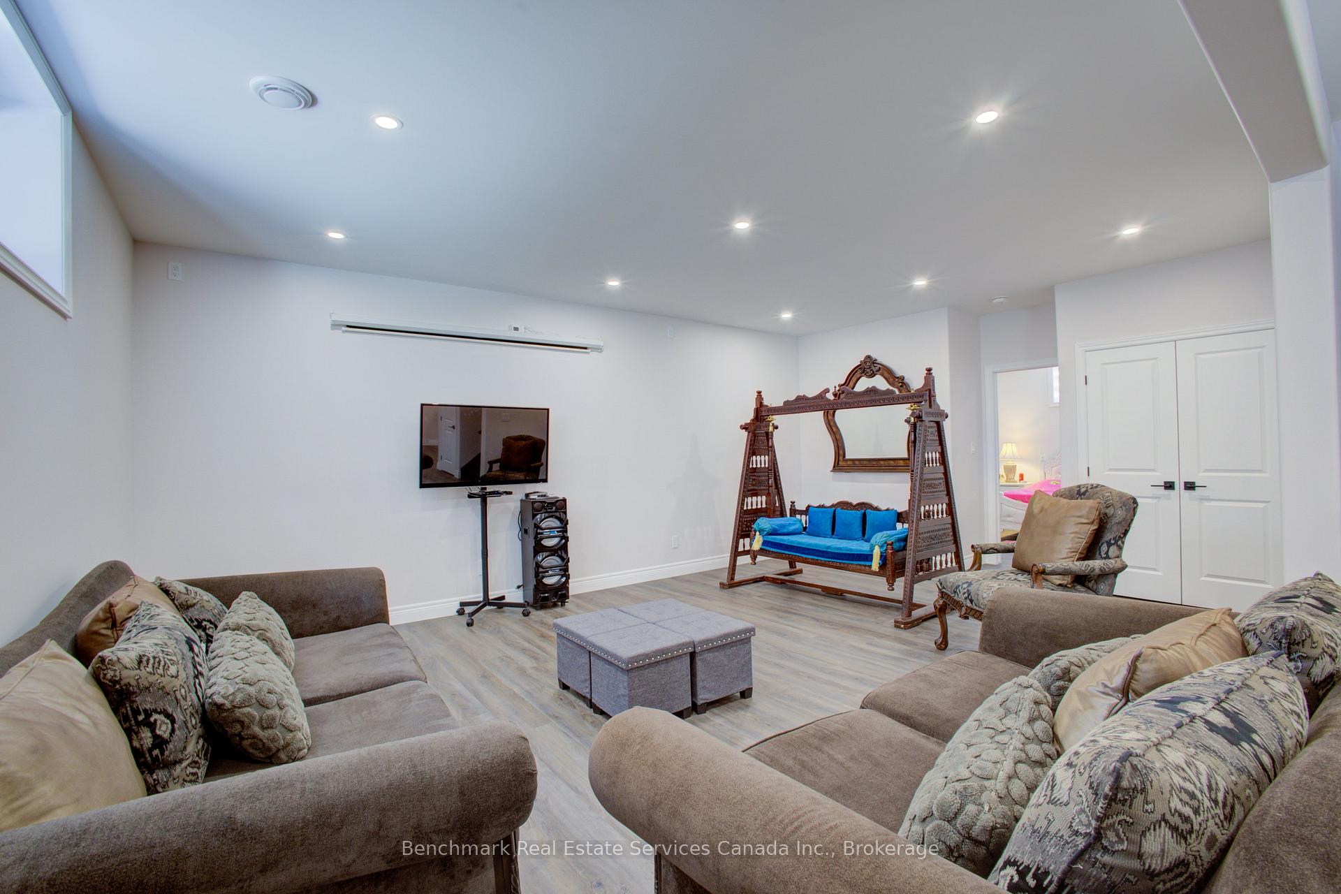 Photo 28 of 19 Winchester Crescent, North Perth, Listowel — HOMEH
