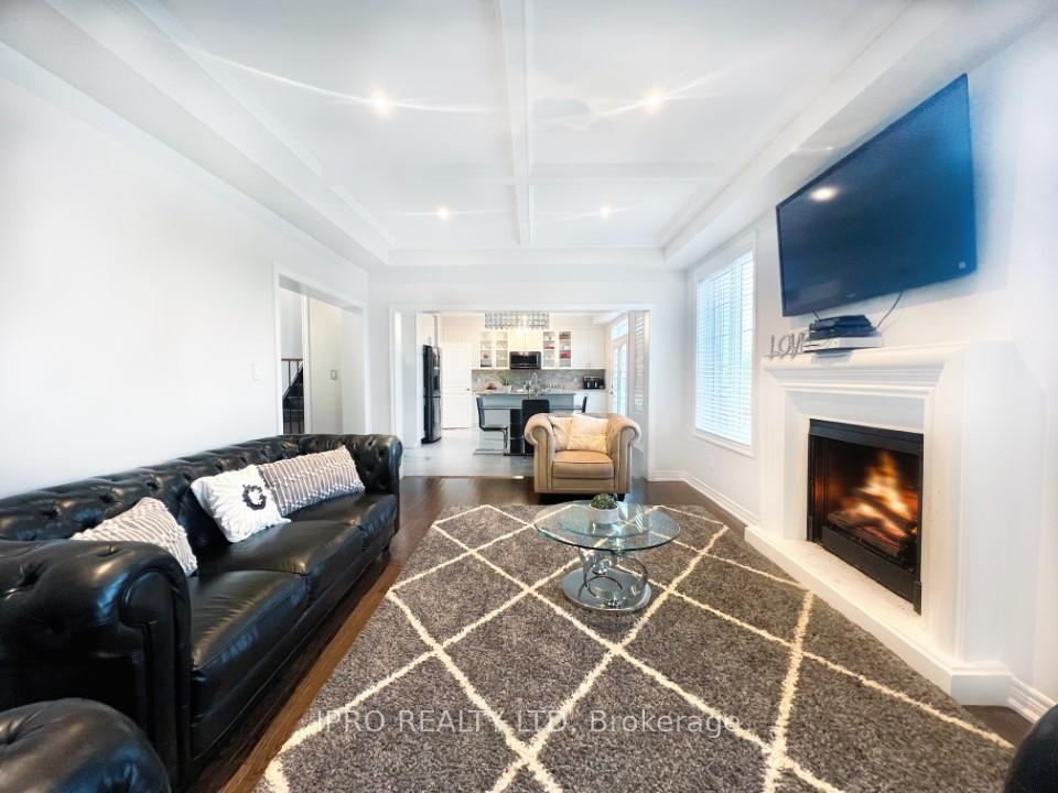 Photo 12 of 20 Roy Road, New Tecumseth, Tottenham — HOMEH