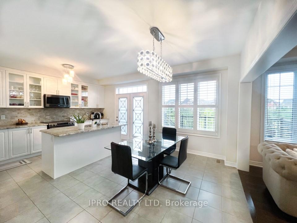 Photo 14 of 20 Roy Road, New Tecumseth, Tottenham — HOMEH