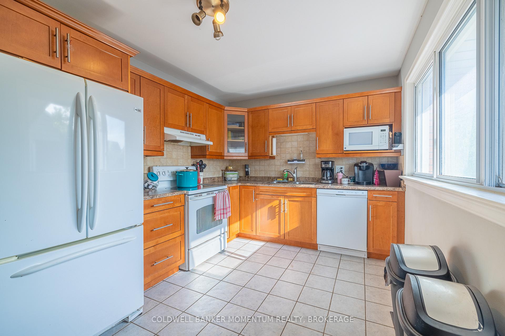 Photo 20 of 6791 O'Neil Street, Niagara Falls, Stamford — HOMEH
