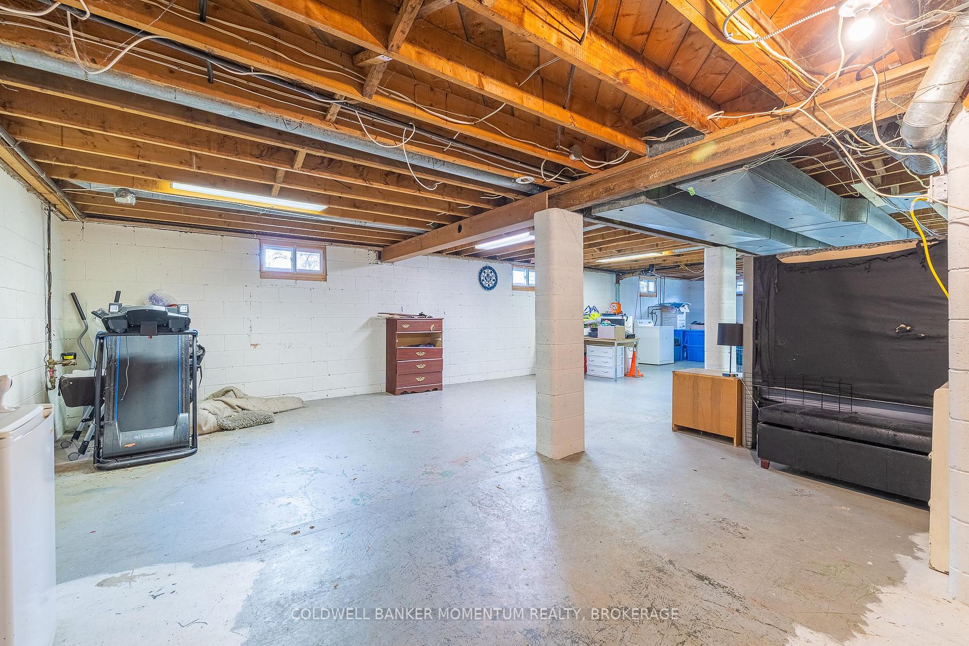 Photo 26 of 6791 O'Neil Street, Niagara Falls, Stamford — HOMEH